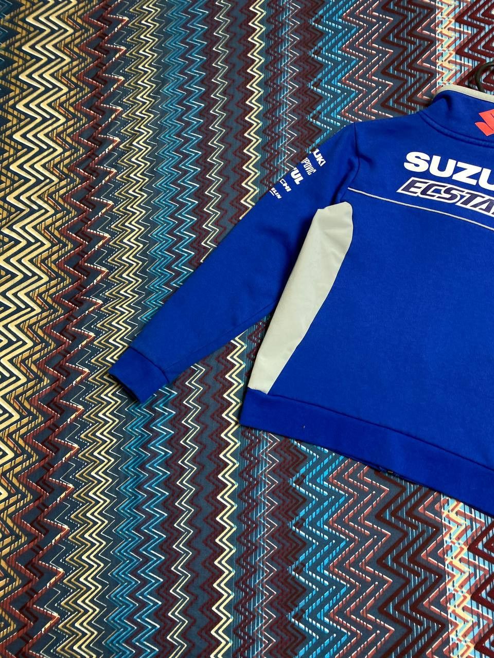 Vintage vintage Sweatshirt hoodie zip SUZUKI MOTO RACING sportwear Size US M / EU 48-50 / 2 - 17 Thumbnail