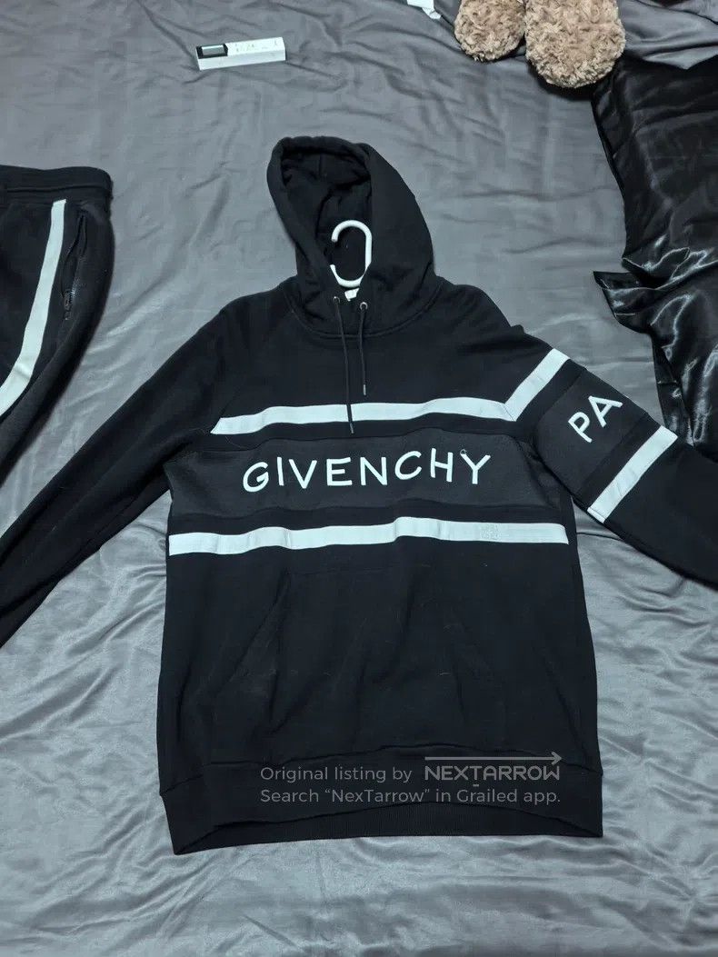 Givenchy Givenchy Classic Letter Embroidered Sweatshirt and Sweatpa Size US M / EU 48-50 / 2 - 2 Thumbnail