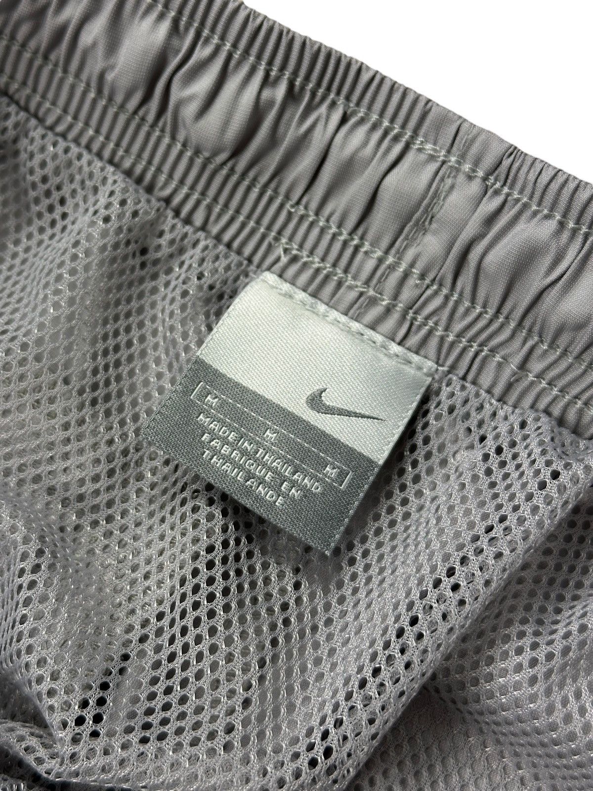 Nike Vintage Y2K Nike Shorts Size US 32 / EU 48 - 8 Thumbnail