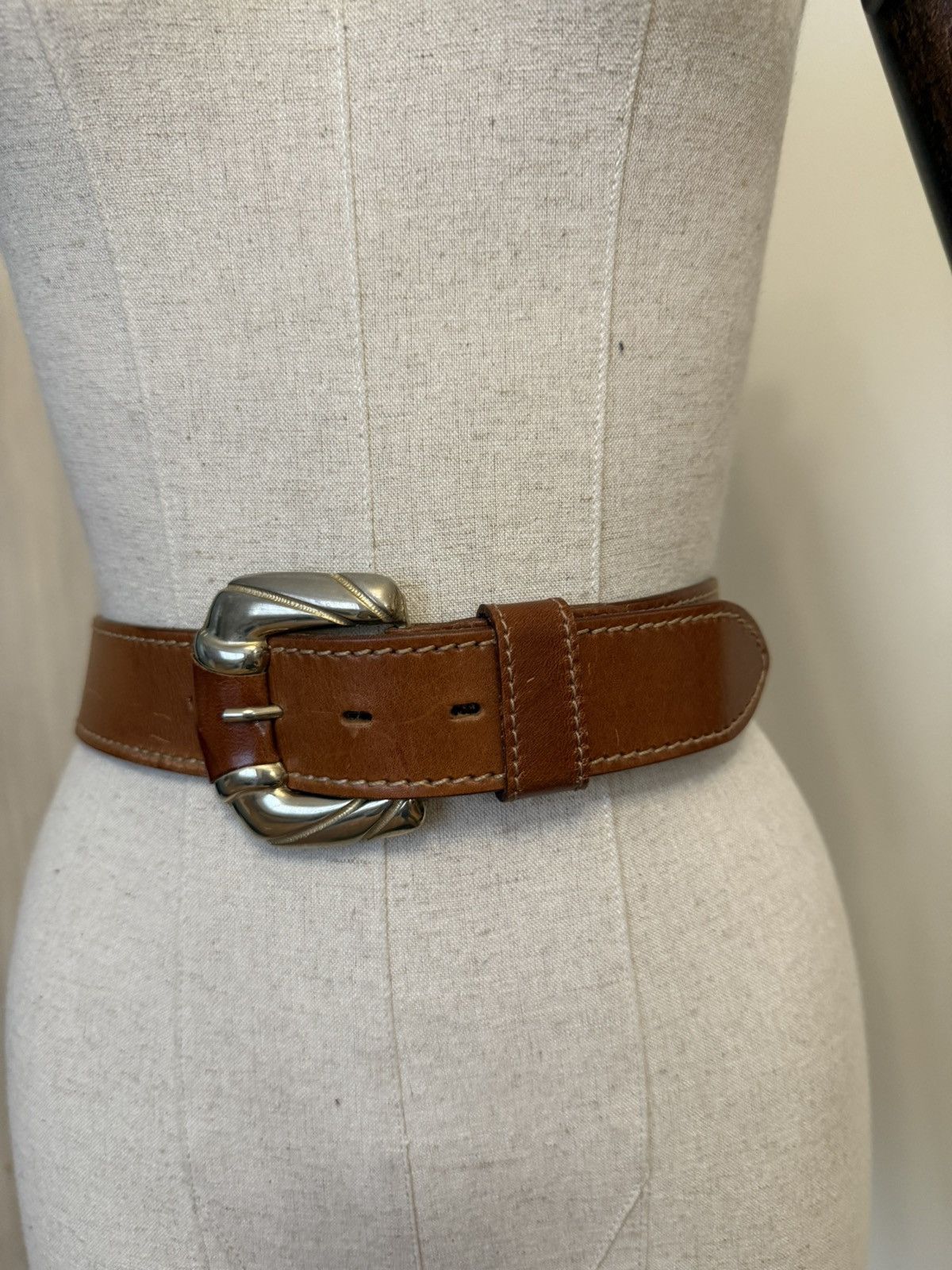 Other Canyon Leather Belt with Sculpted Buckle Vintage Western Size ONE SIZE - 2 Thumbnail