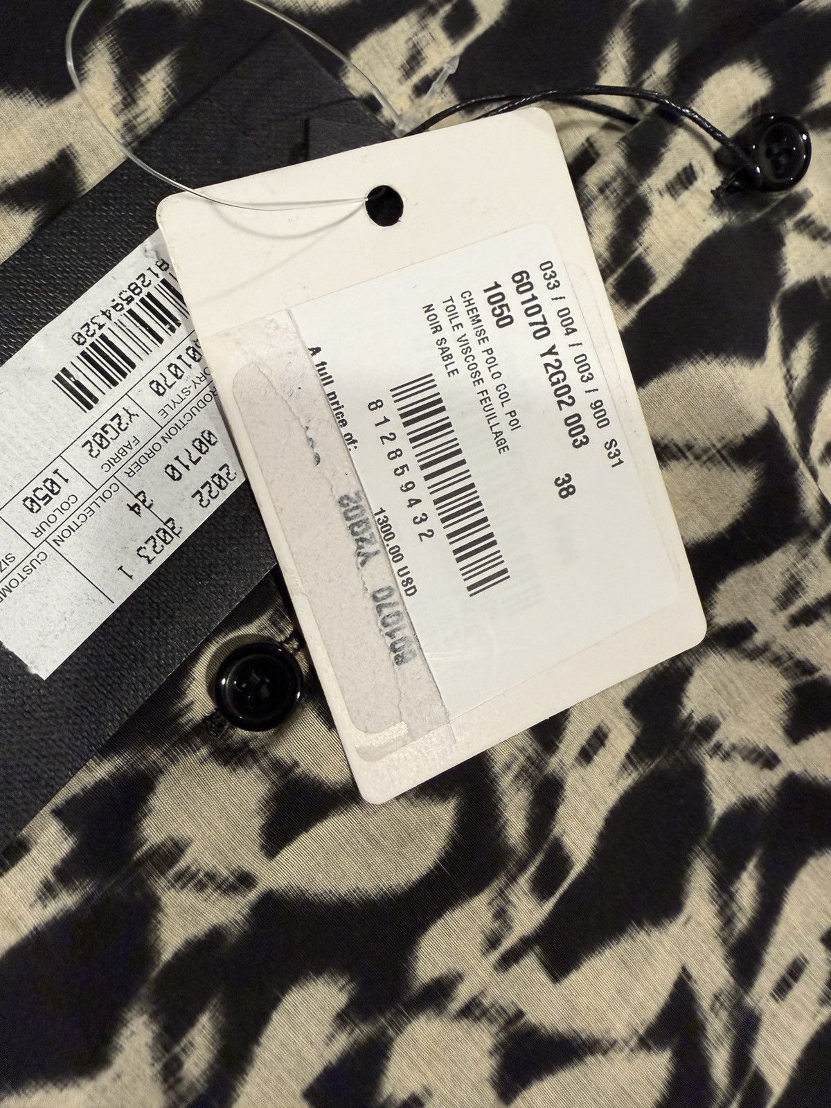 Saint Laurent Paris Saint Laurent men abstract print silk shirt. 38/M. $890 Size US M / EU 48-50 / 2 - 4 Thumbnail