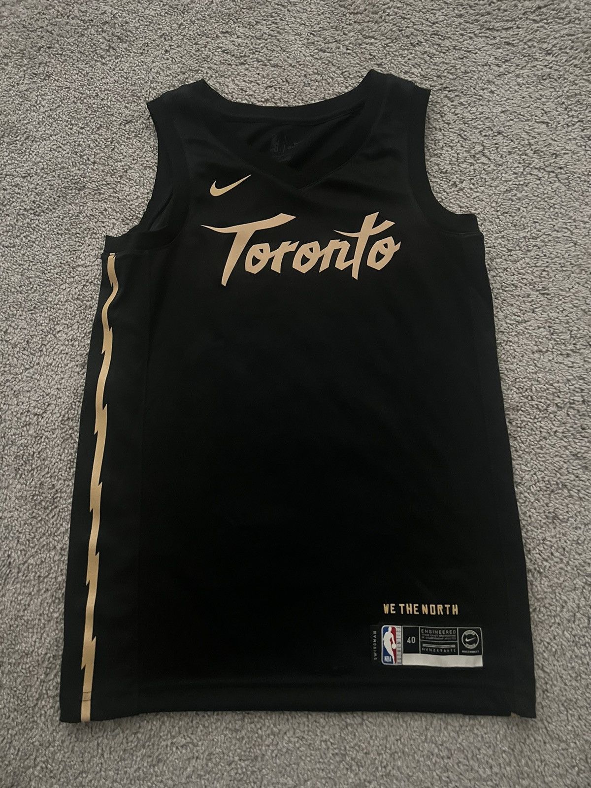 NBA ‘We The North’ Black & Gold Raptors Jersey Size US S / EU 44-46 / 1 - 1 Thumbnail