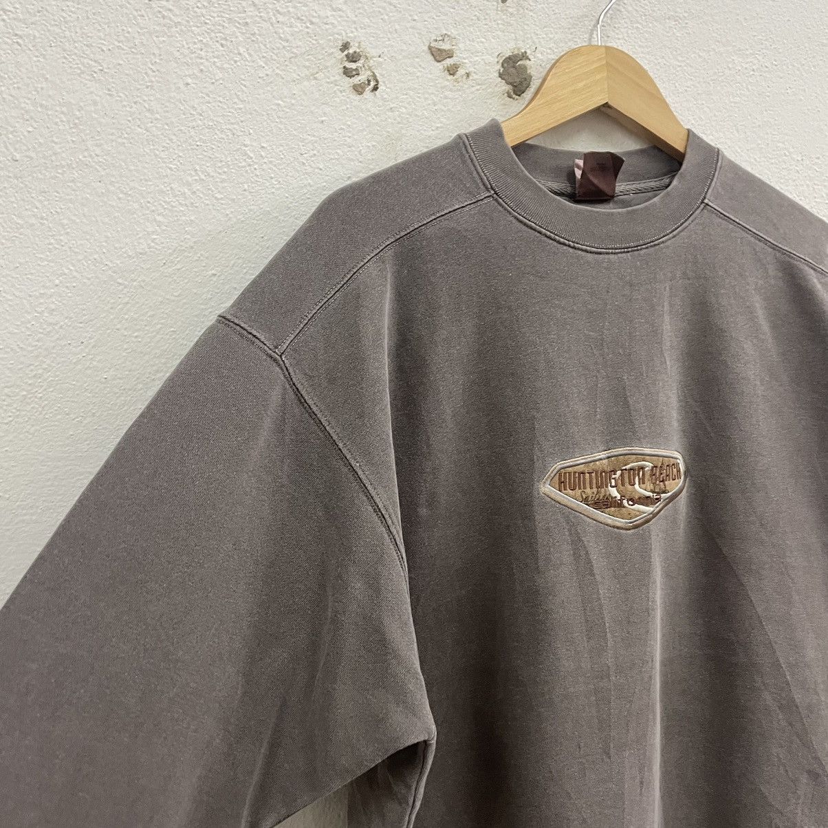 Vintage 🔥Vintage Huntington Beach California Logo Sweatshirts Size US M / EU 48-50 / 2 - 5 Thumbnail