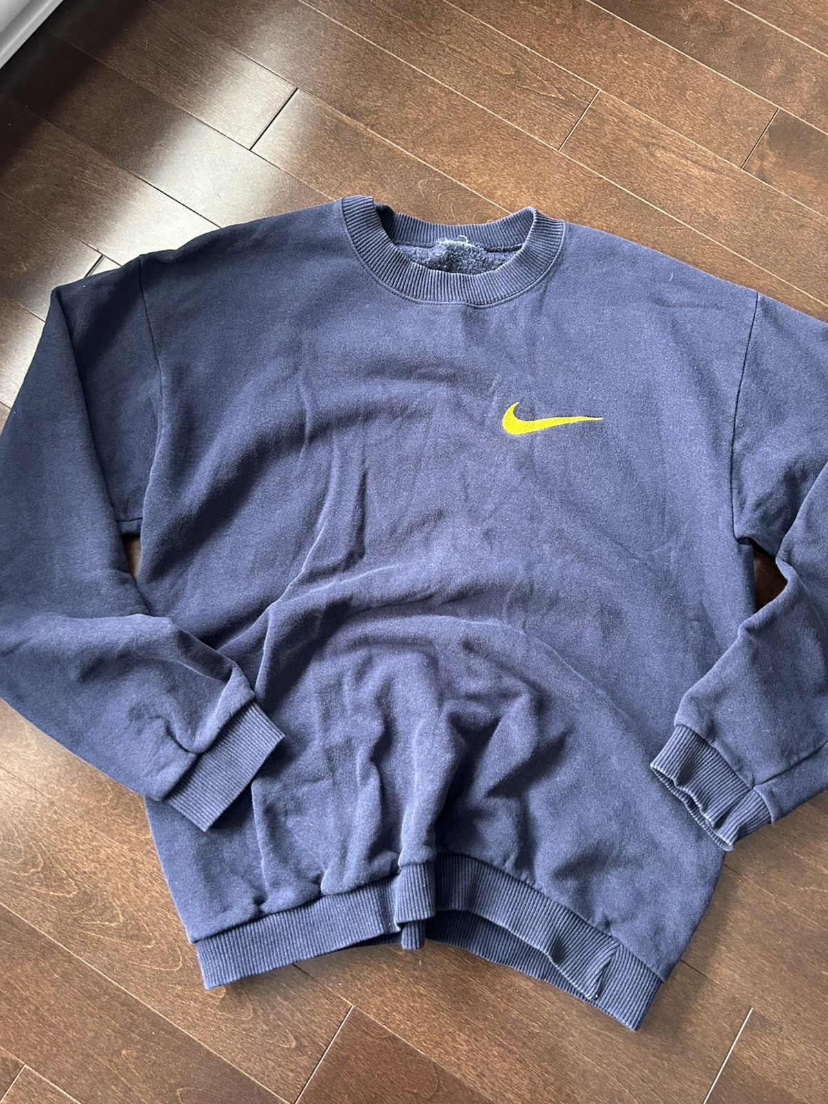 Nike 90’s Vintage Nike BIG SWOOSH Crewneck Size US L / EU 52-54 / 3 - 2 Thumbnail