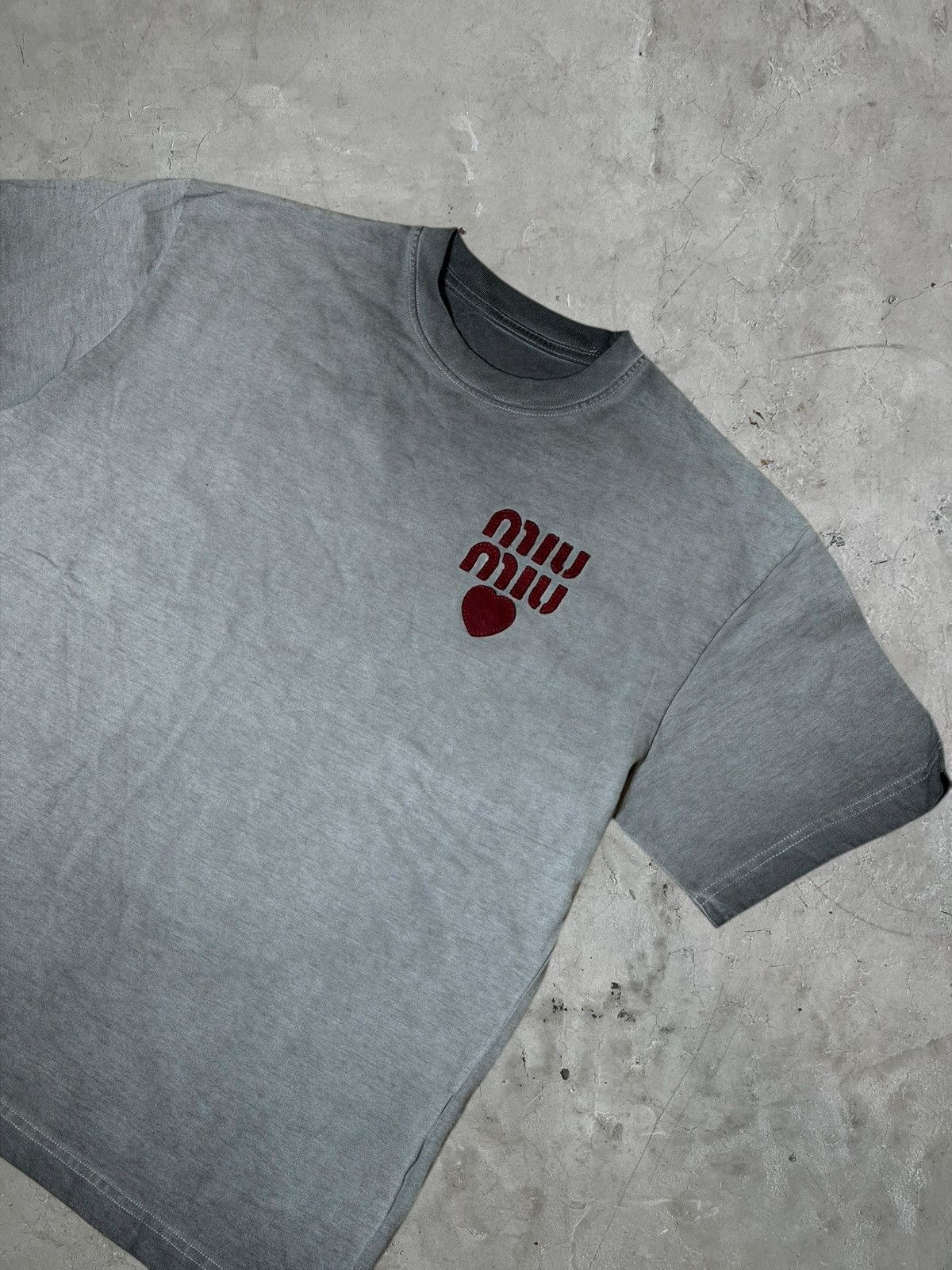 Miu Miu Miu Miu Faded Logo Tee Size US M / EU 48-50 / 2 - 4 Thumbnail