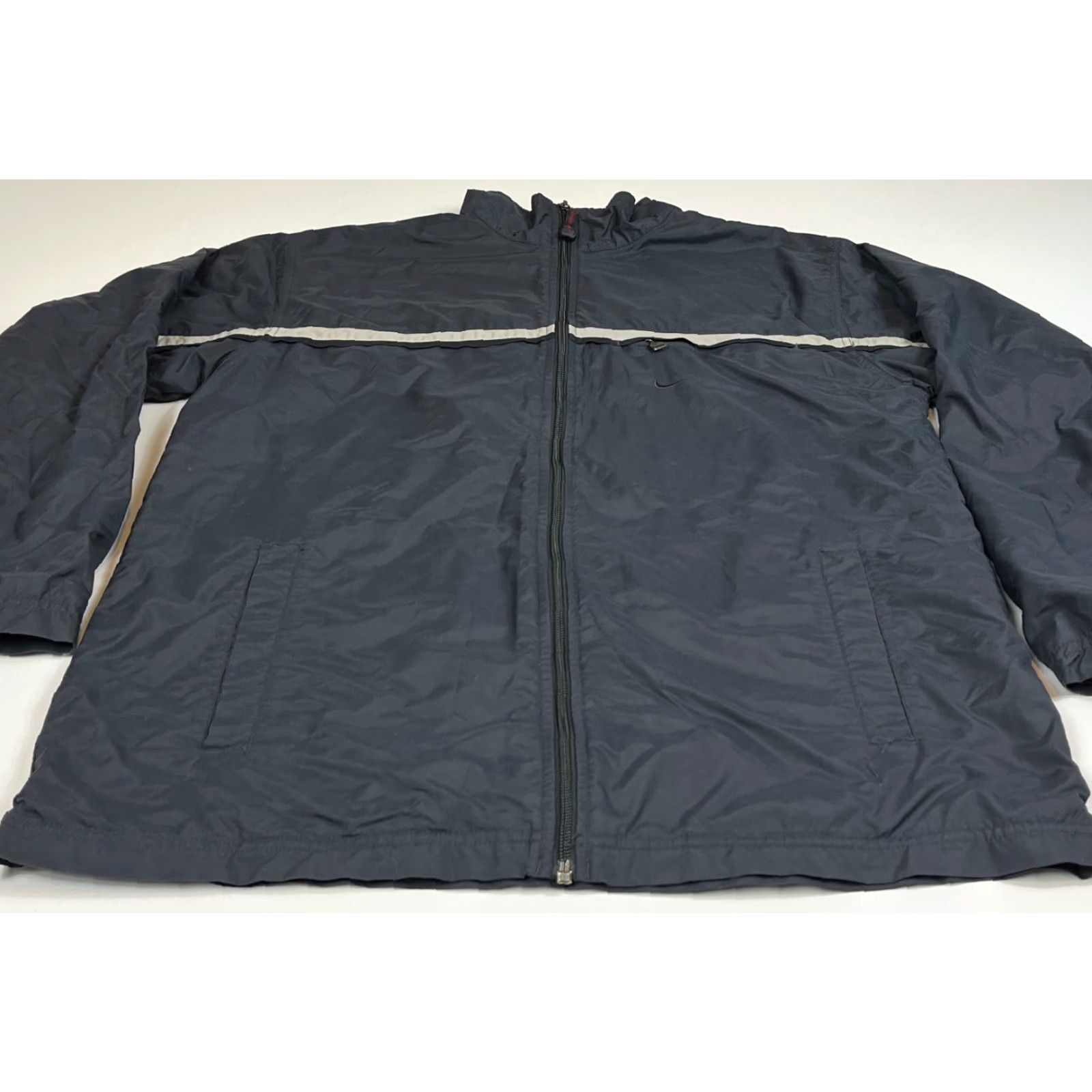 Nike VINTAGE Nike Men’s Jacket Windbreaker Full Zip Lined Pockets Size L Gray/ Silver Tag 90s Mens Size US L / EU 52-54 / 3 - 6 Thumbnail