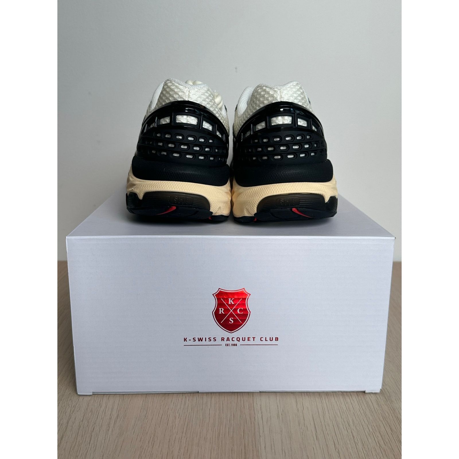 K-Swiss K-Swiss x Anwar Carrots Konejo Retro Sneaker - Size 8M - NEW Size US 8 / EU 41 - 2 Thumbnail