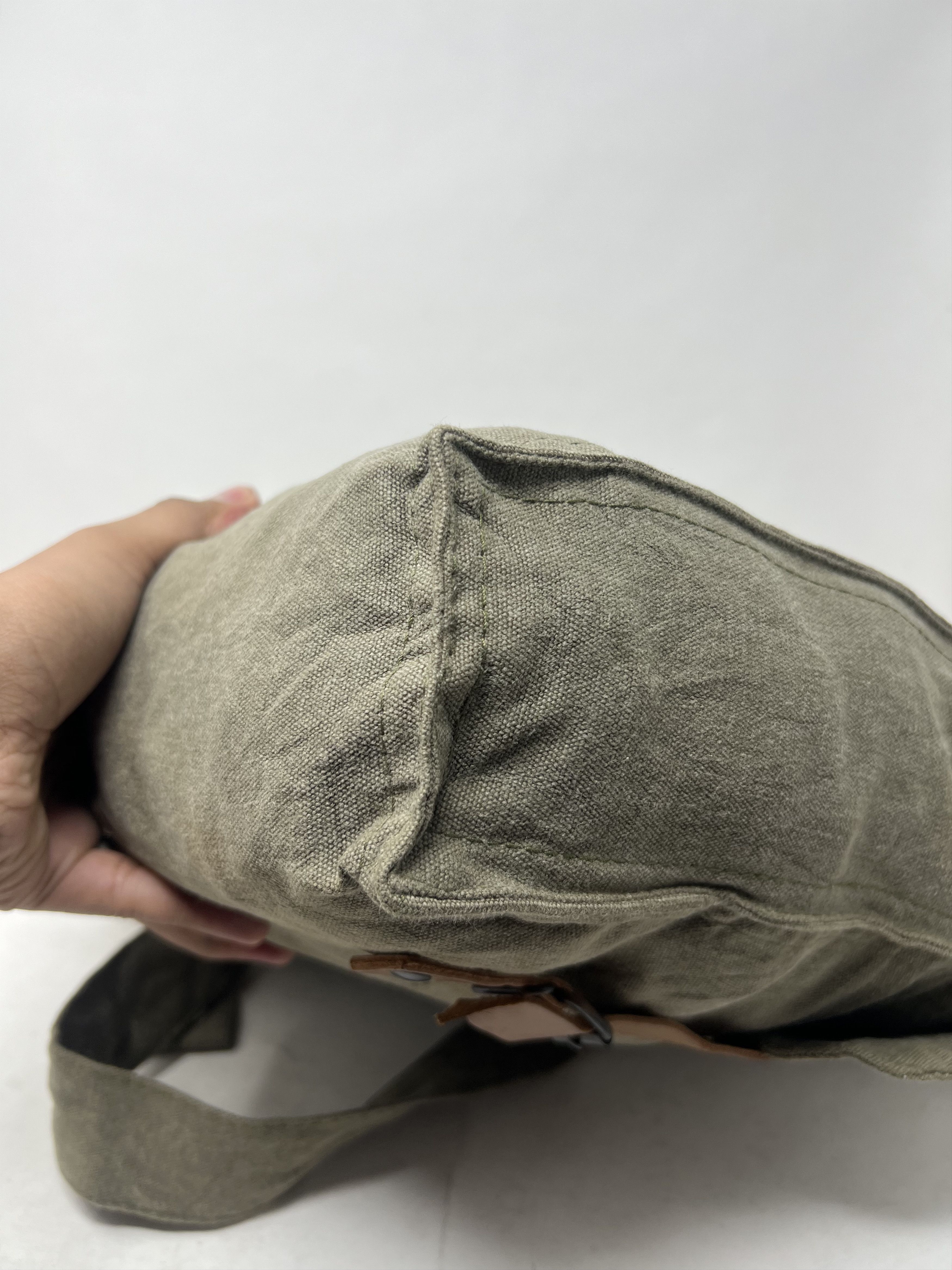 Vintage Vintage Rothco Canvas Medic Cross Bag Size ONE SIZE - 8 Thumbnail