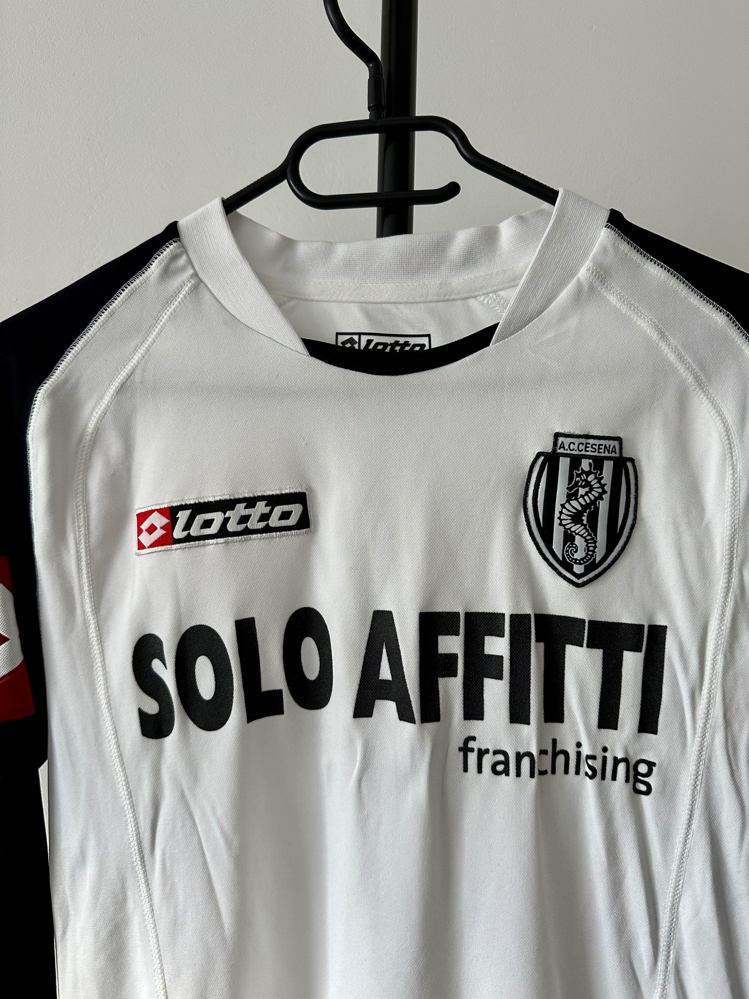 Lotto Sport 2005 Lotto AC Cesena long sleeve jersey soccer football Size US S / EU 44-46 / 1 - 2 Thumbnail