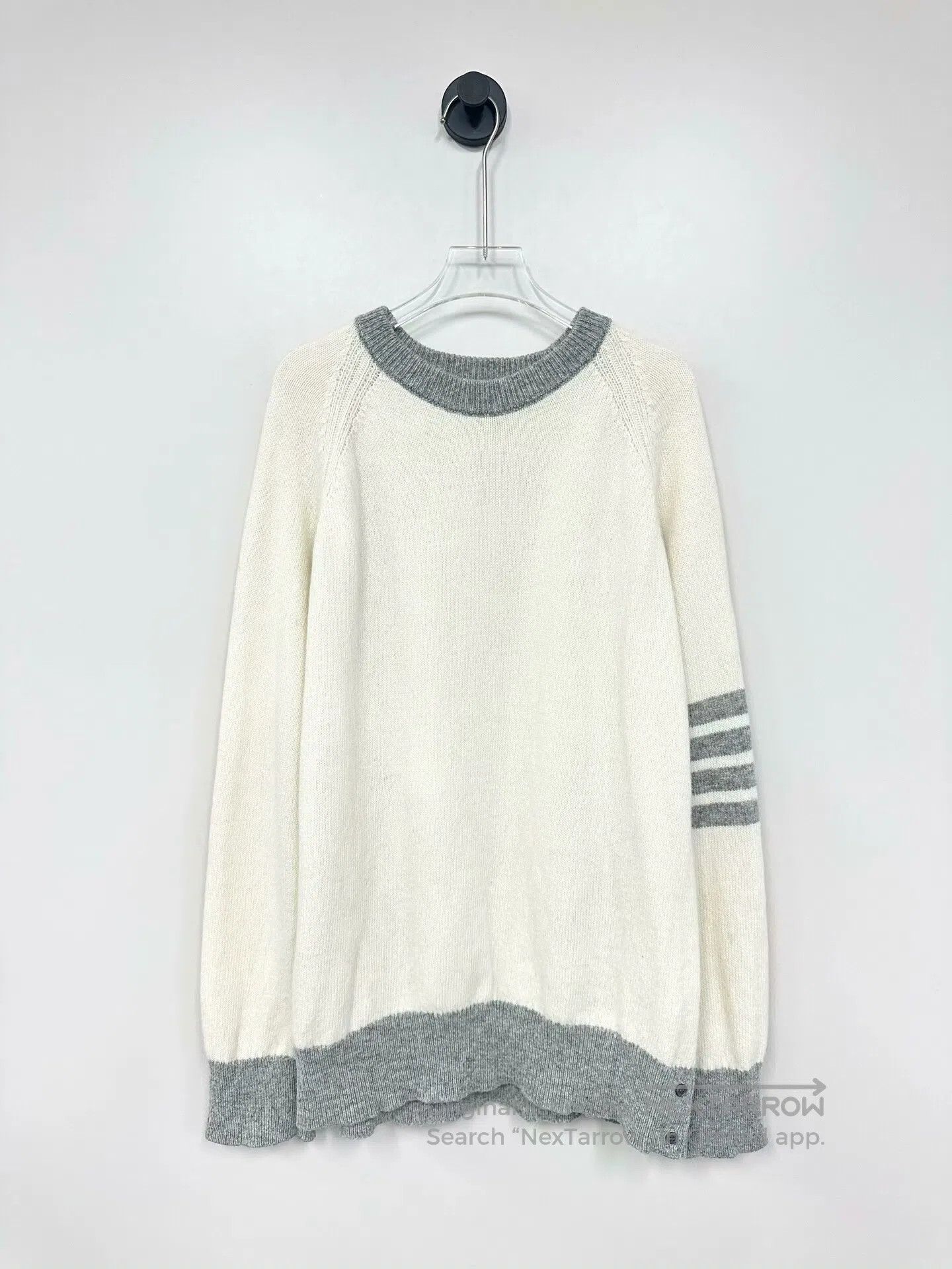 Thom Browne Thom Browne White and Gray Color Block Classic Four Stripe Size US L / EU 52-54 / 3 - 1 Thumbnail