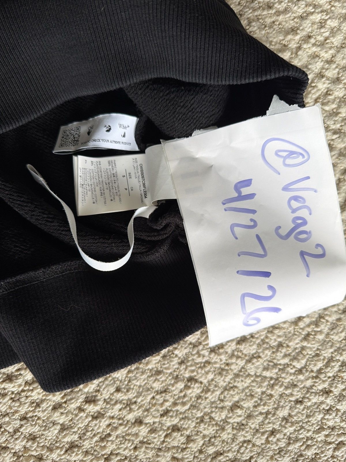 Off-White Off White Rubber Logo Hoodie Size US M / EU 48-50 / 2 - 5 Thumbnail
