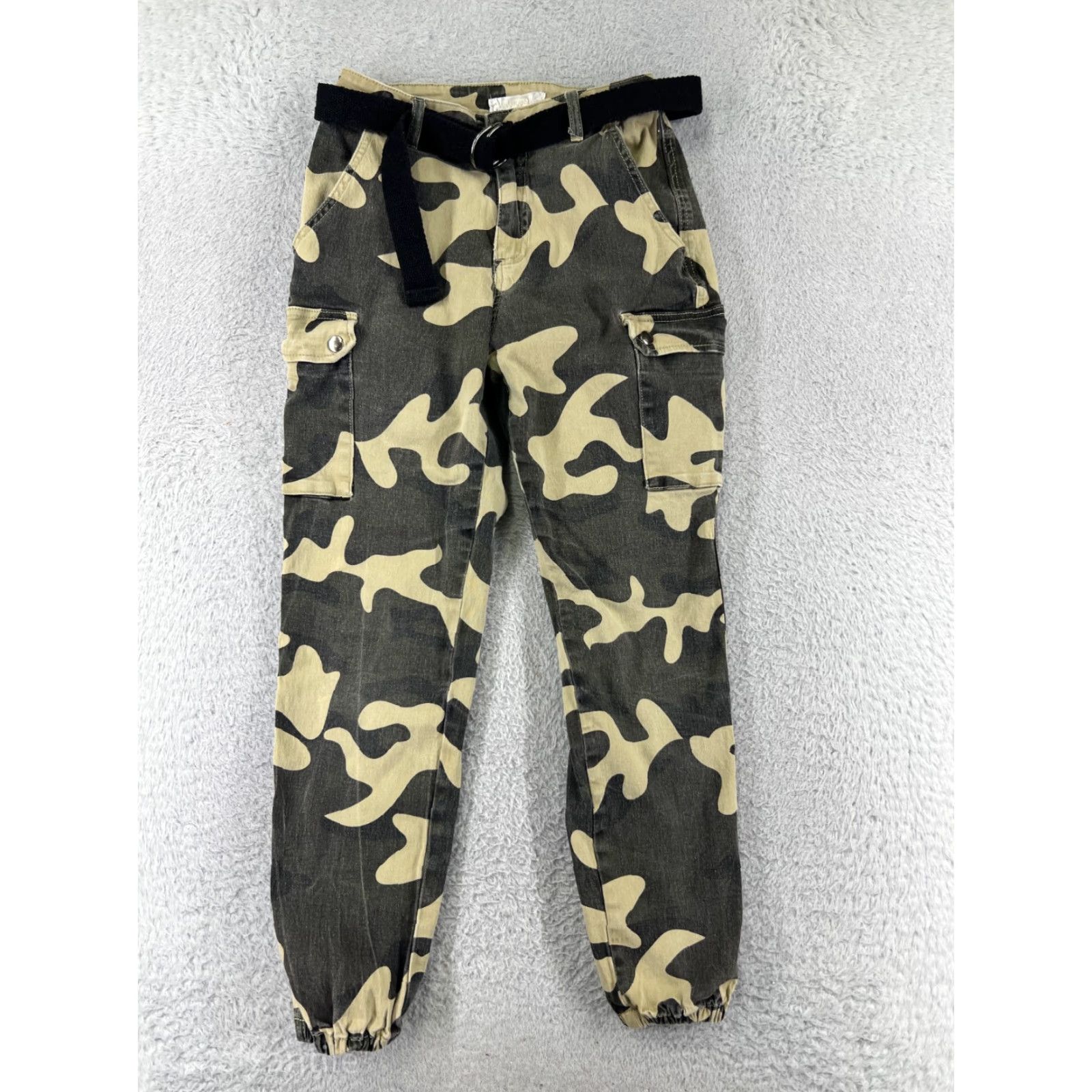 Vintage Revamped Womens Jeans Camouflage Cotton Blend Ramie Belted Tapered Regular Inseam 26 Olive Green XS Boys? Size 26" / US 2 / IT 38 - 2 Thumbnail