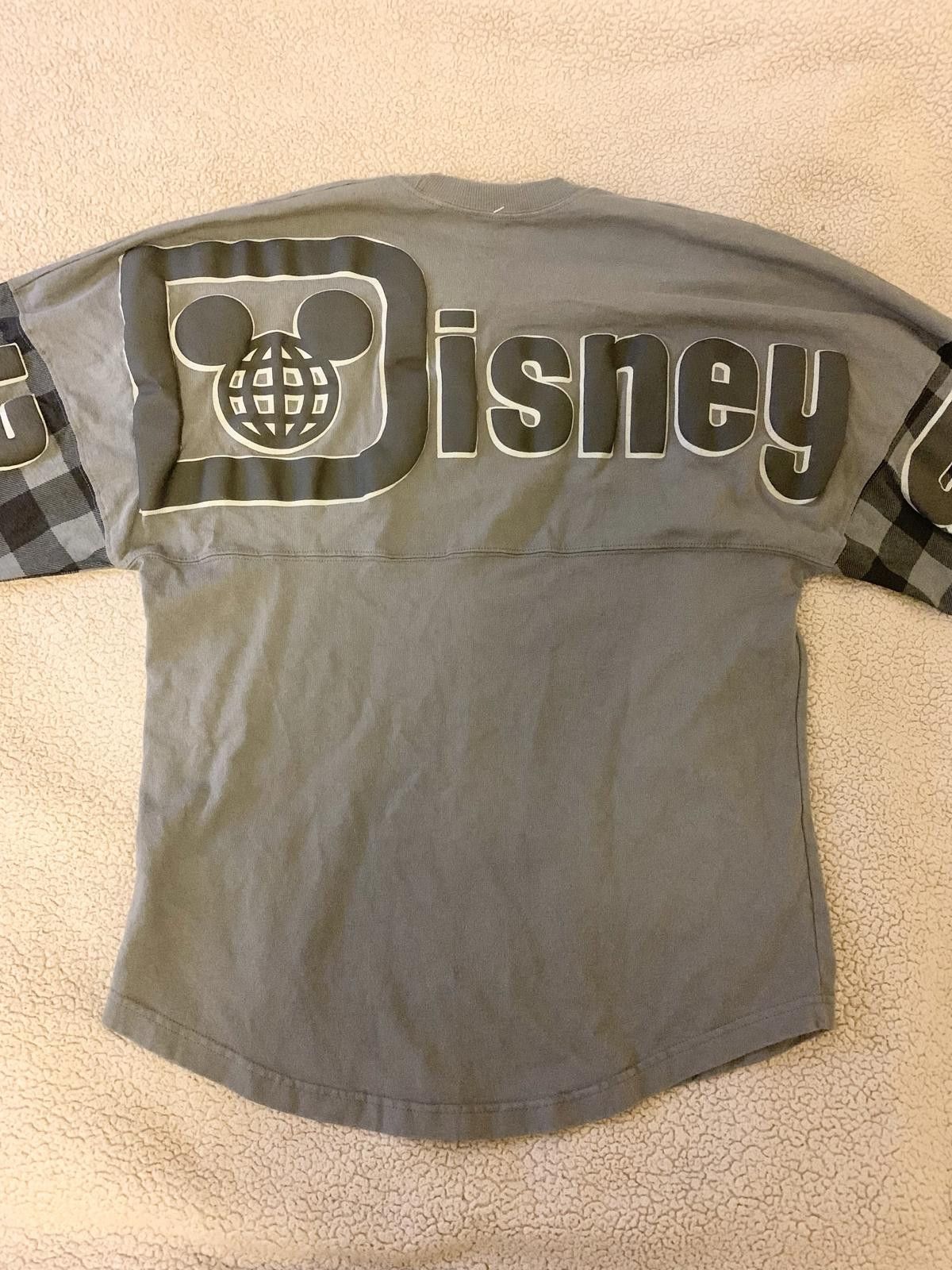 Disney Walt disney parks unisex small longsleeve shirt Size S / US 4 / IT 40 - 3 Thumbnail