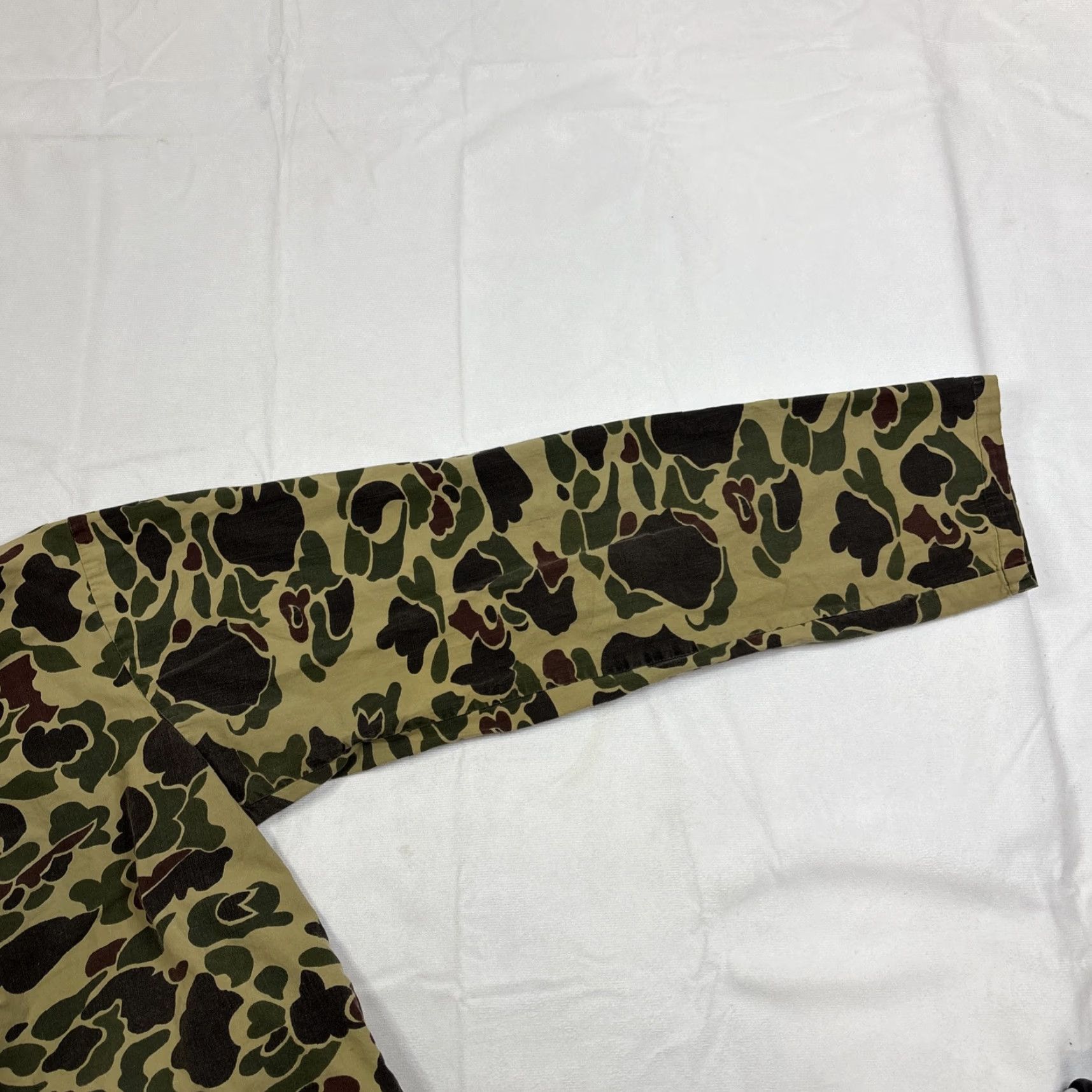 Vintage VINTAGE Black Sheep Men L Camo Button Up Hunting Shirt Flannel Shirt Size US L / EU 52-54 / 3 - 6 Thumbnail