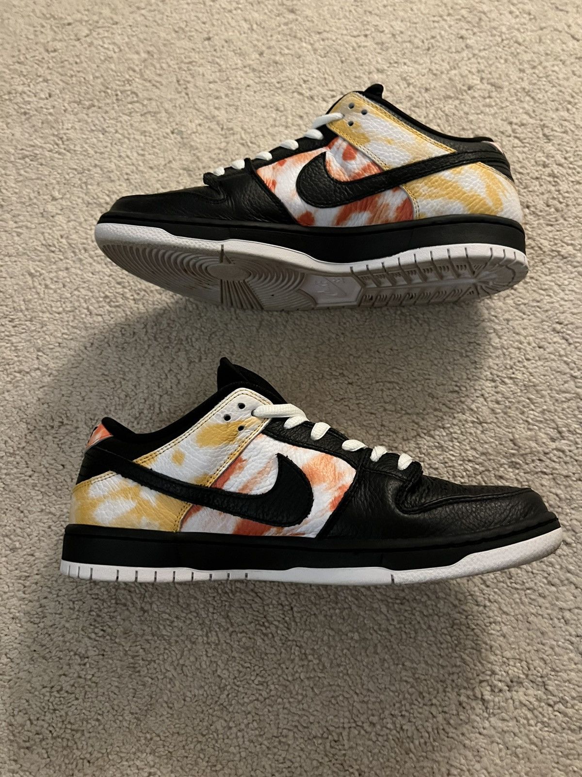 Nike Nike raygun dunks Size US 10.5 / EU 43-44 - 2 Thumbnail