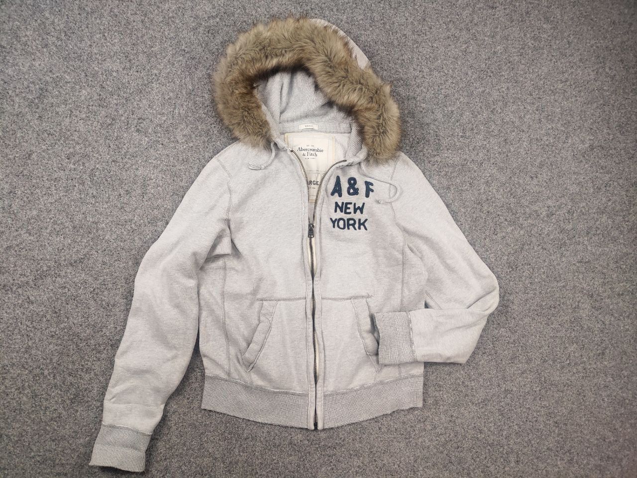 Abercrombie & Fitch Vintage Y2K Abercrombie If six was nine fur Zip Hoodie Opium Size US L / EU 52-54 / 3 - 5 Thumbnail