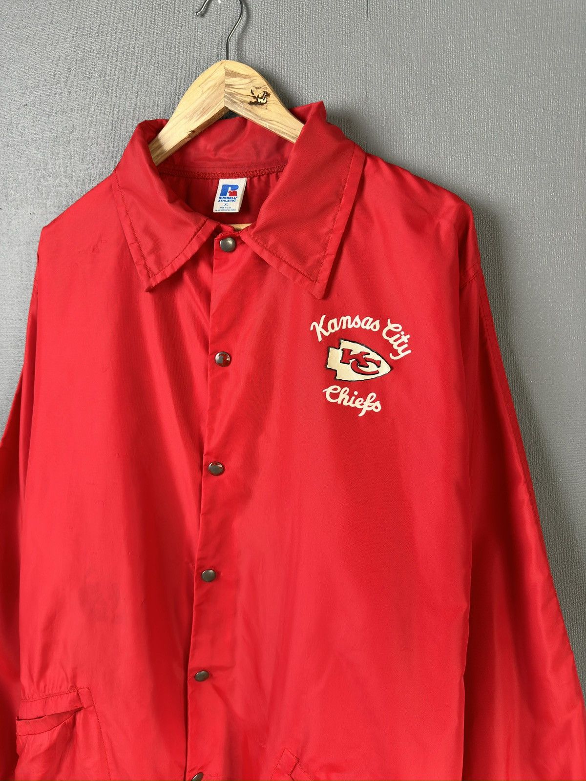 Russell Athletic Vintage Russel Athletic Kansas City Chiefs Coach Jacket Size US XL / EU 56 / 4 - 11 Thumbnail