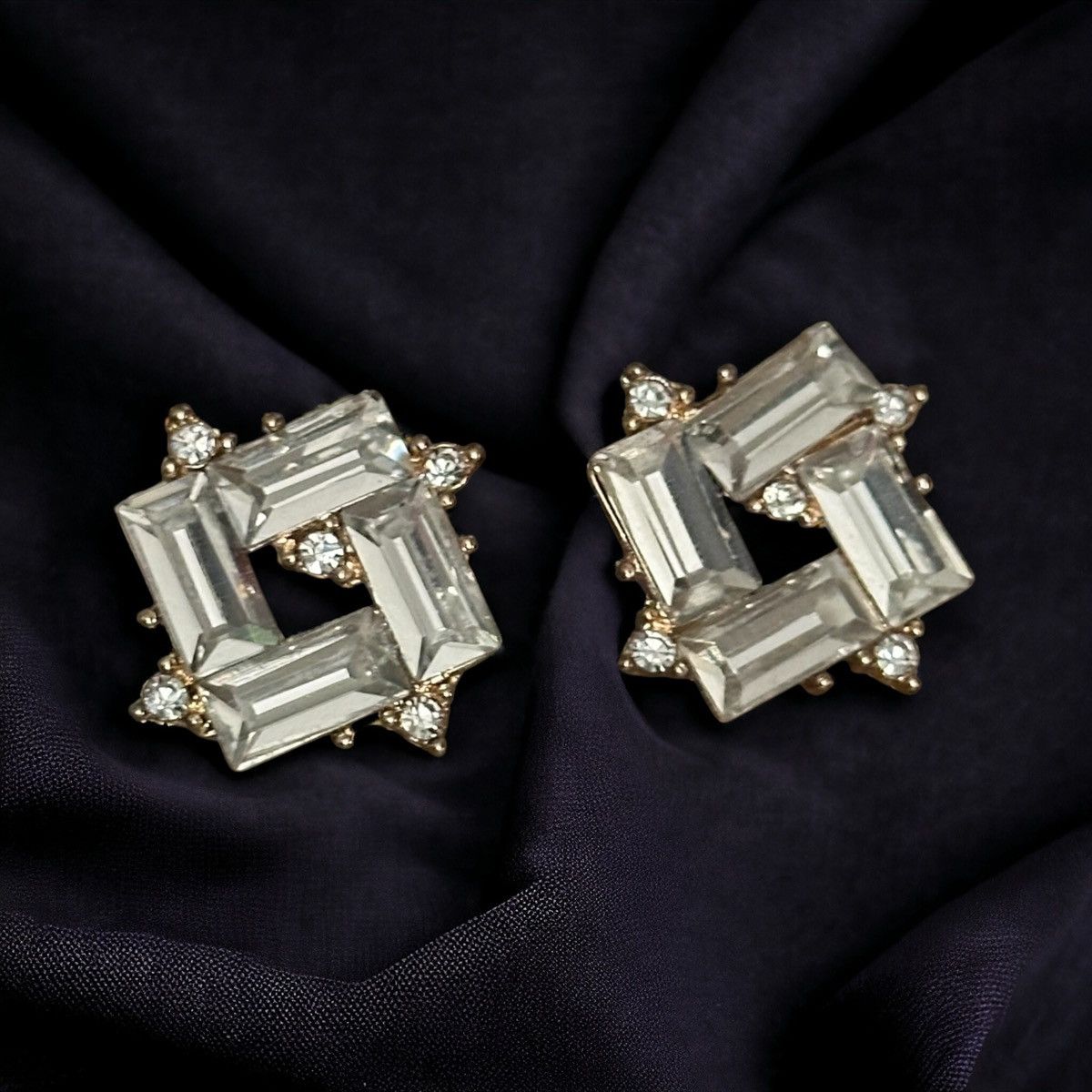 Other Clear baguette rhinestone square post earrings Size ONE SIZE - 1 Thumbnail