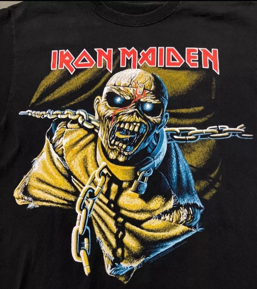 Iron Maiden Iron Maiden Piece of Mind - Eddie In Chains T-Shirt 2009 Size US M / EU 48-50 / 2 - 2 Thumbnail
