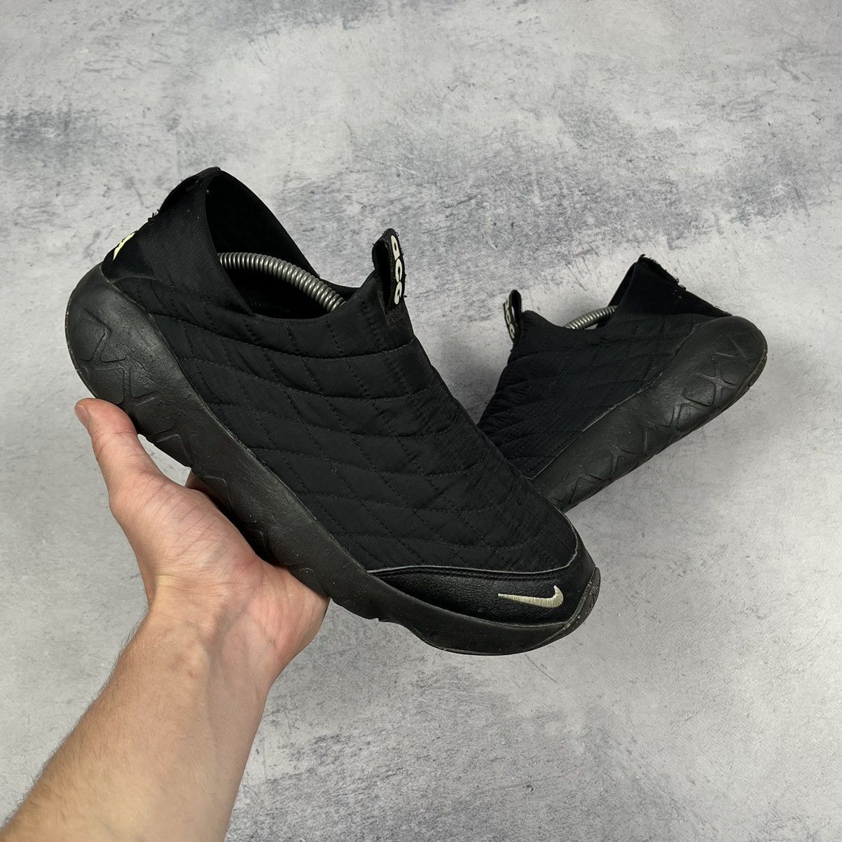 Nike ACG Moc 3.5 black glow barely volt low top sneakers