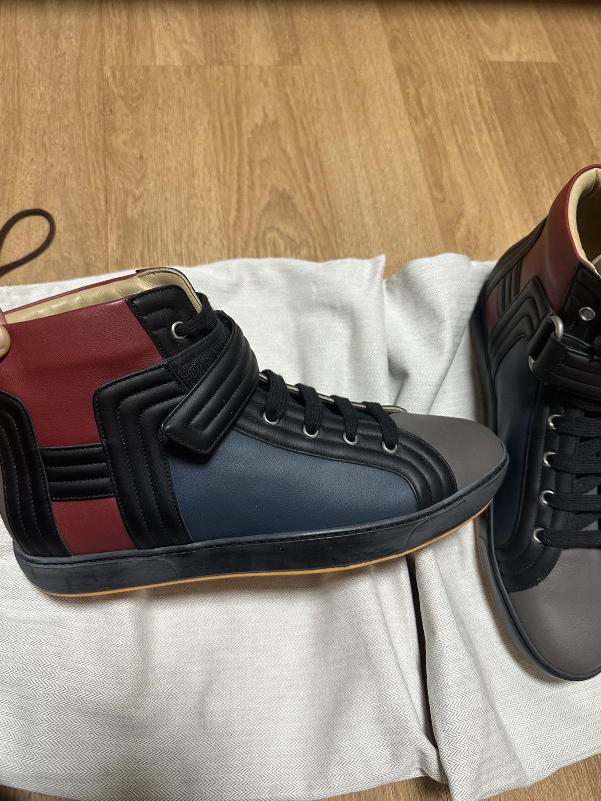Hermes Hermes lions hi top sneakers size 44 Size US 10.5 / EU 43-44 - 3 Thumbnail
