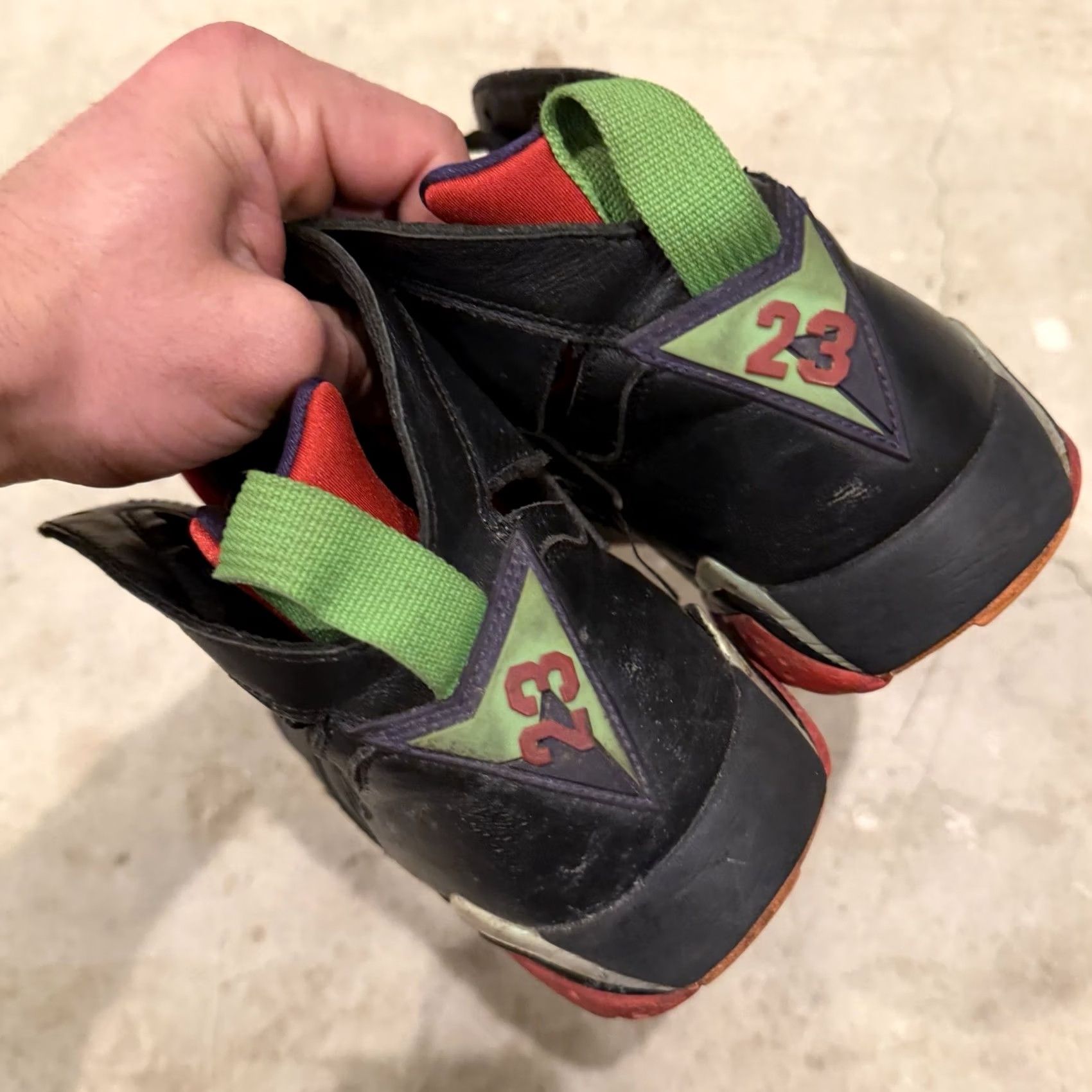 Jordan Brand Jordan 7 Retro Marvin the Martian 2015 Mens Size 10.5 US Used DISTRESSED Black Sneaker Jordan 7 Retro Marvin the Martian 2015 Mens Size 10.5 US Size US 10 / EU 43 - 7 Thumbnail
