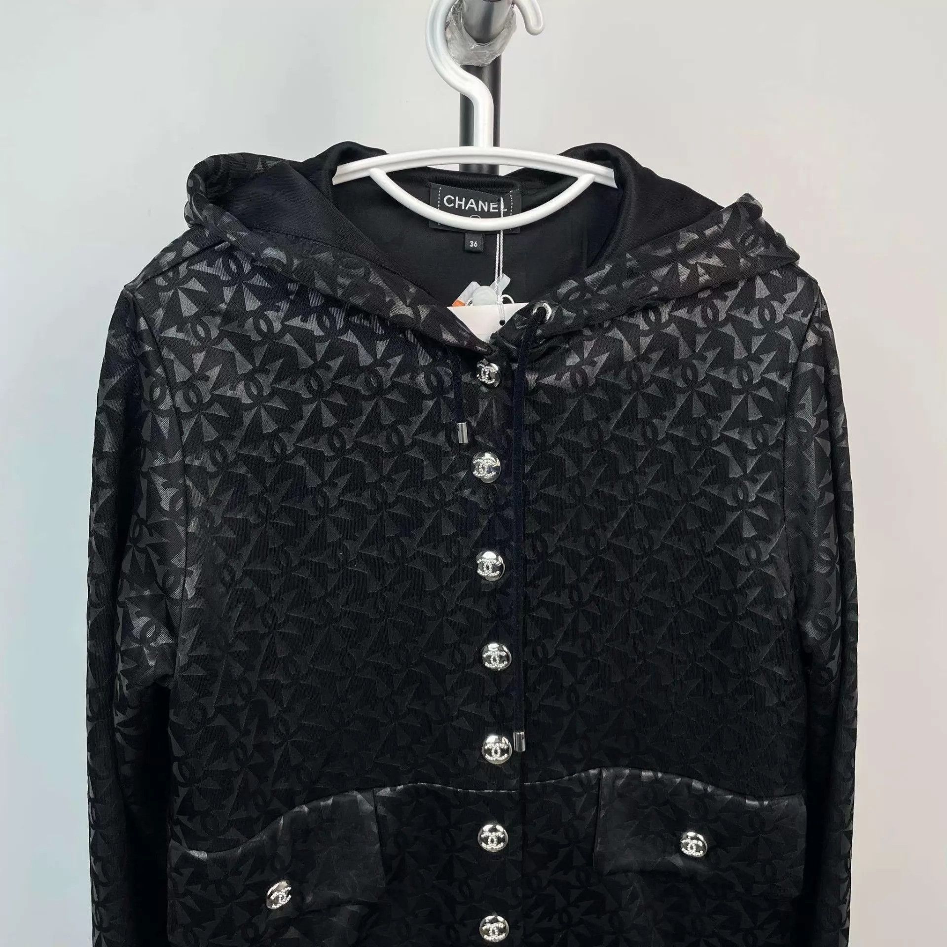 Chanel Chanel Coco Neige Black Crystal-Buttoned Hooded Jkt 36 New Size XS / US 0-2 / IT 36-38 - 7 Thumbnail