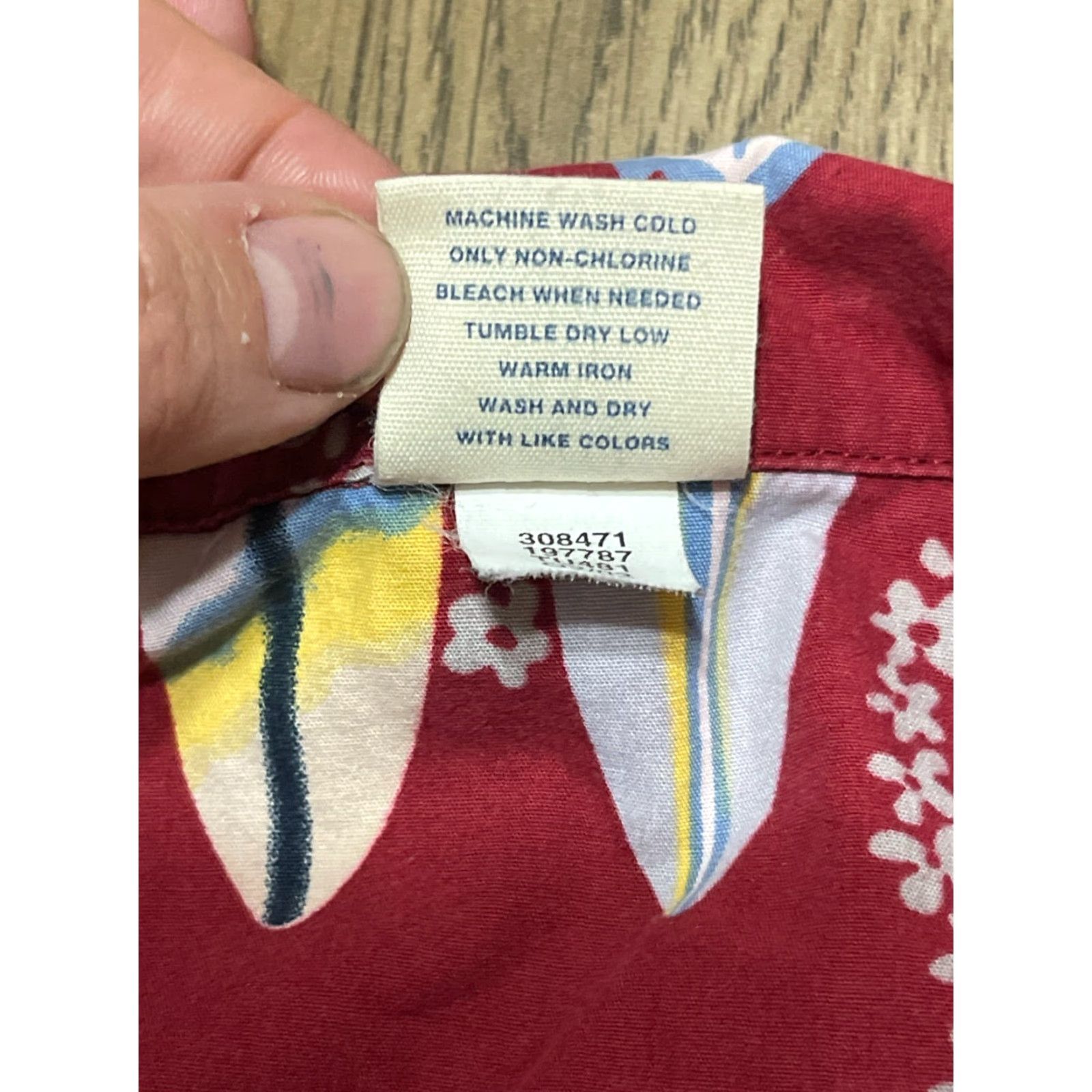 Old Navy Old Navy Shirt Men's Size 14 Red Hawaiian Button Up Short Sleeve Size US S / EU 44-46 / 1 - 8 Thumbnail