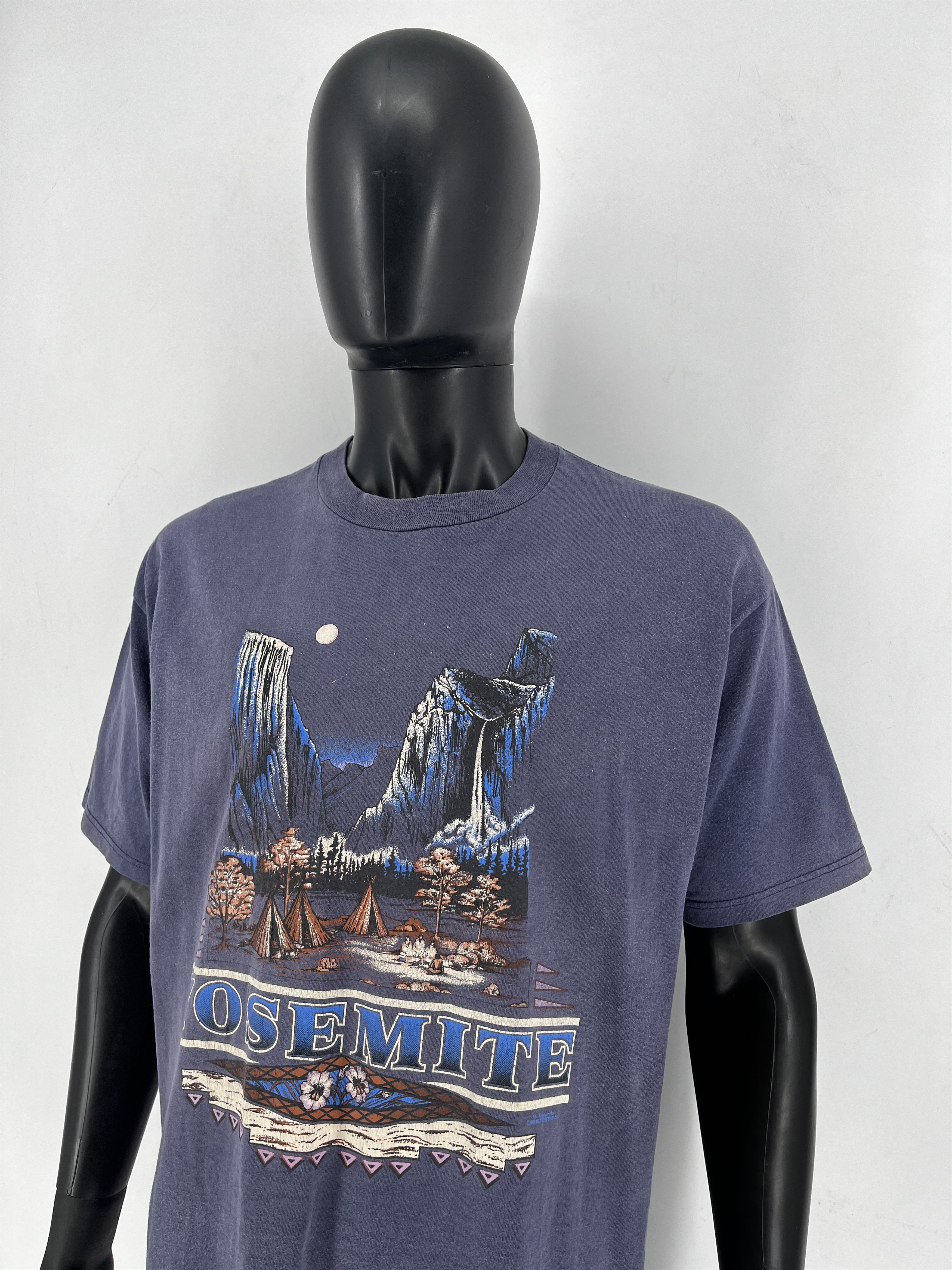 Vintage Vintage Yosemite Park Mountain Camp Moon Graphic Purple Size US XL / EU 56 / 4 - 9 Thumbnail