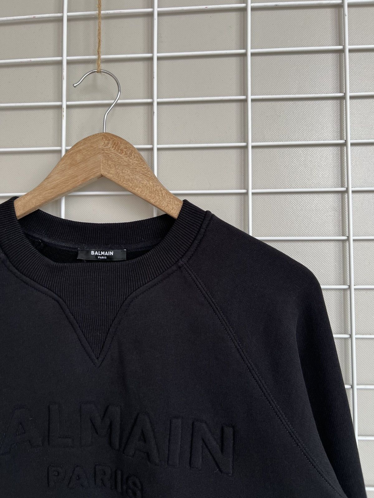 Balmain Balmain Embossed Sweatshirt Mens Size S Black Luxury Sweater Size US S / EU 44-46 / 1 - 6 Thumbnail