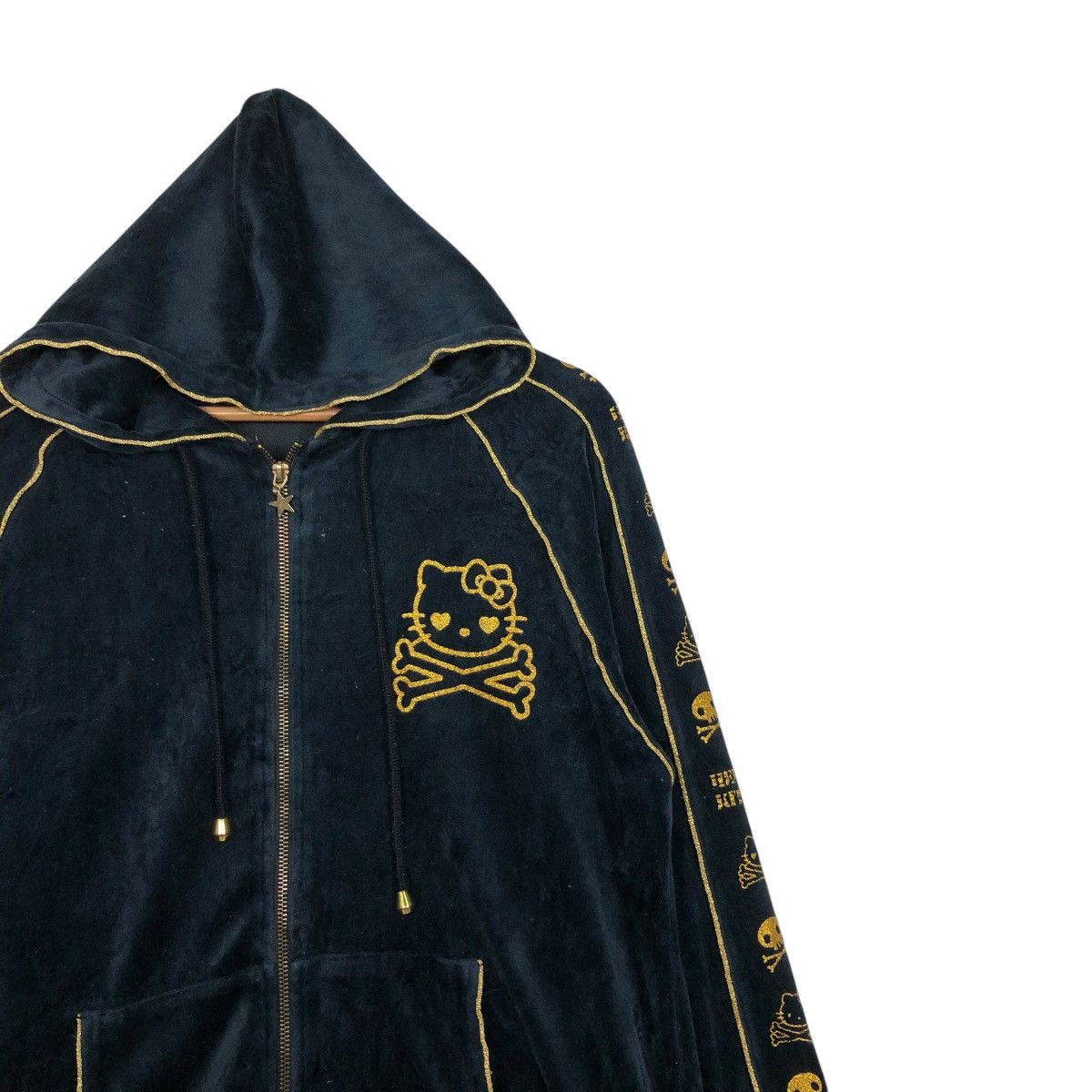 Cartoon Network 🔥VINTAGE ZIPPER JACKET HELLO KITTY BIG LOGO DESIGN Size US L / EU 52-54 / 3 - 8 Thumbnail