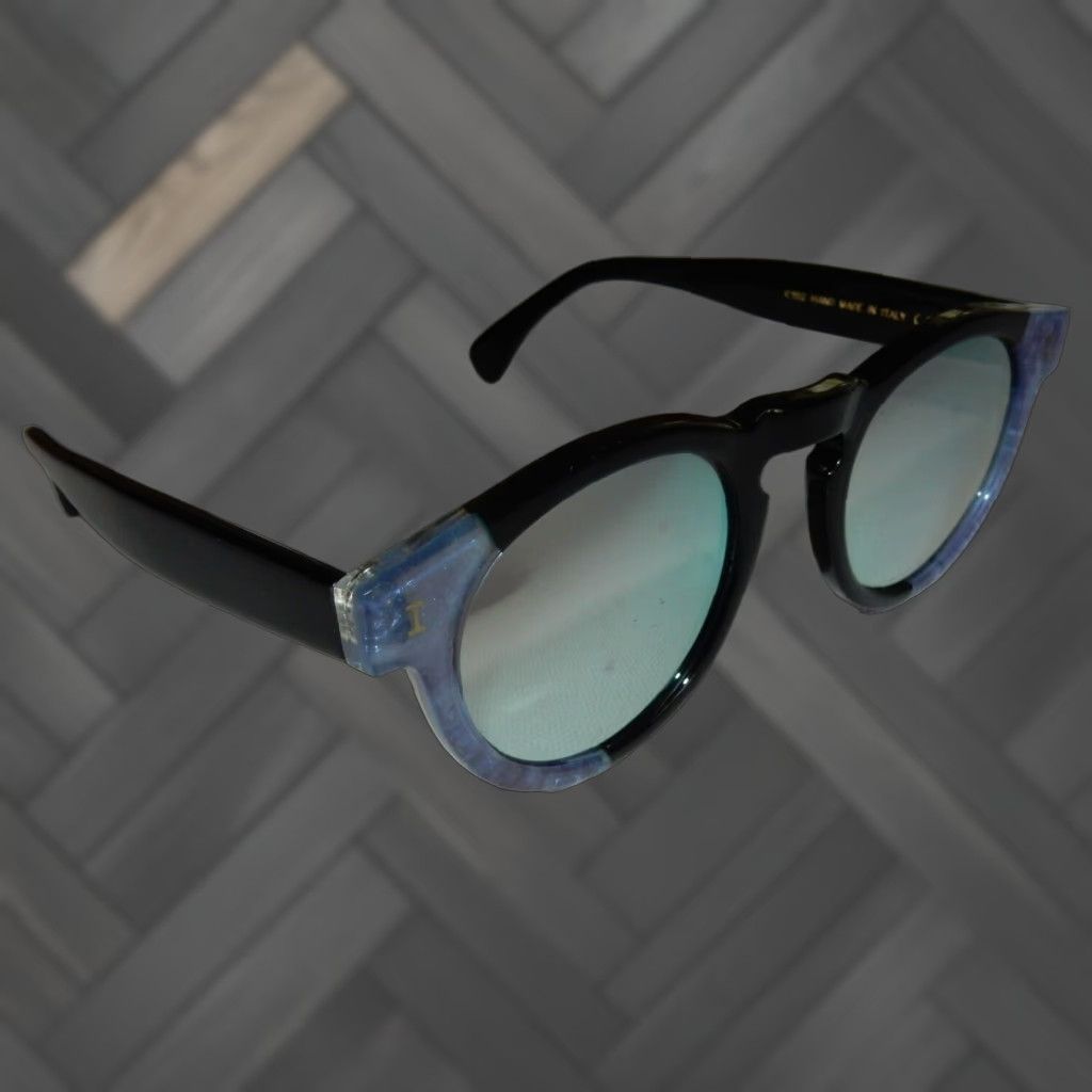 VINTAGE Illesteva Sunglasses Women's Leonard Black 48-22-145 90s