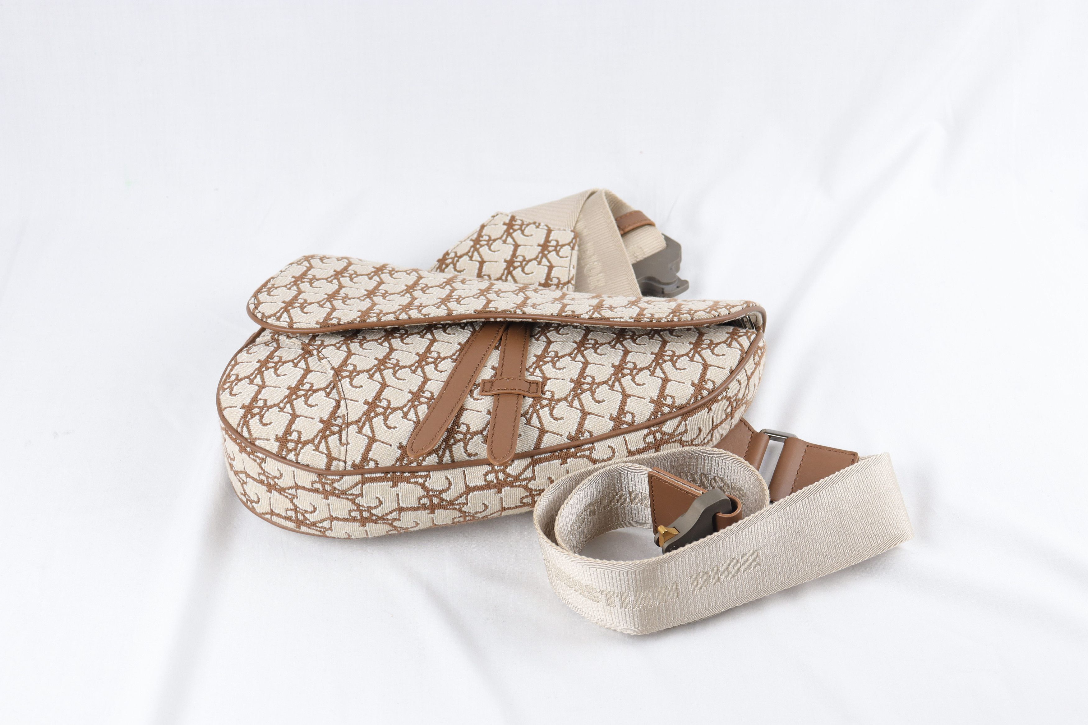 Dior o1rshd11223 Dior x Cactus Jack Oblique Jacquard Saddle Bag Size ONE SIZE - 2 Thumbnail