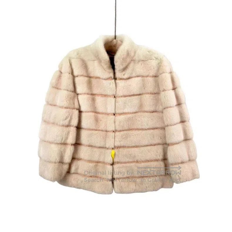Fendi Fendi Mink Fur Coat Beige Size 40. Size US M / EU 48-50 / 2 - 1 Thumbnail
