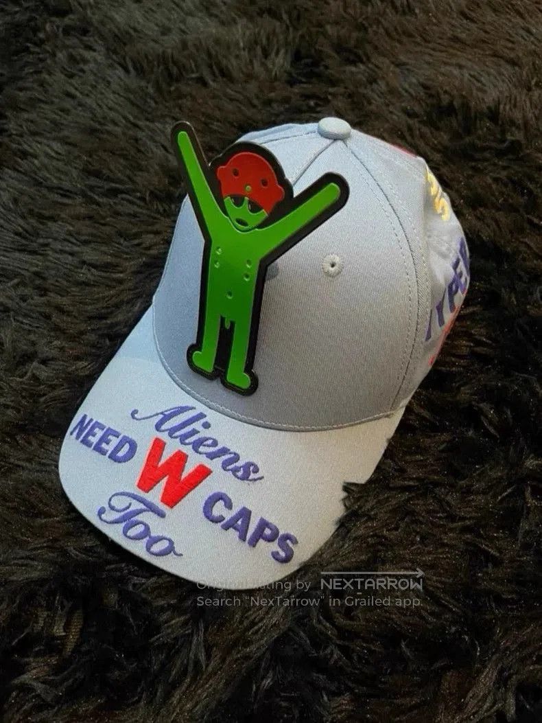Walter Van Beirendonck Walter Van Beirendonck Alien Cap . Size ONE SIZE - 1 Thumbnail