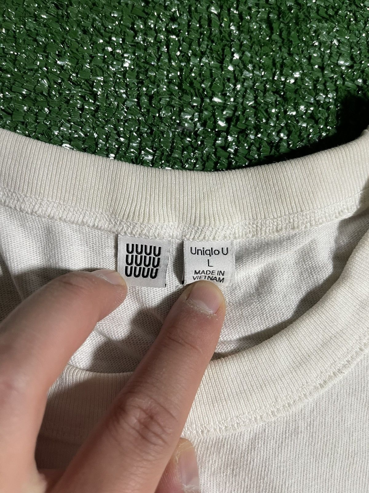 Uniqlo Uniqlo White T-shirt Size US L / EU 52-54 / 3 - 4 Thumbnail