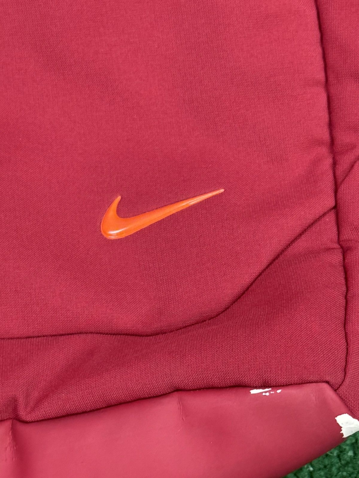 Nike Vintage Nike Swoosh Padded Tote Bag Size ONE SIZE - 2 Thumbnail