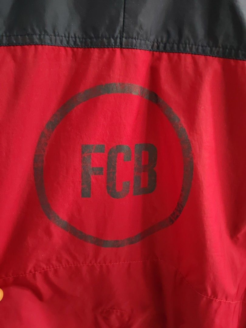 Nike Vintage Nike FCB Windbreaker Jacket – Barça Era Glory (M) Size US M / EU 48-50 / 2 - 7 Thumbnail