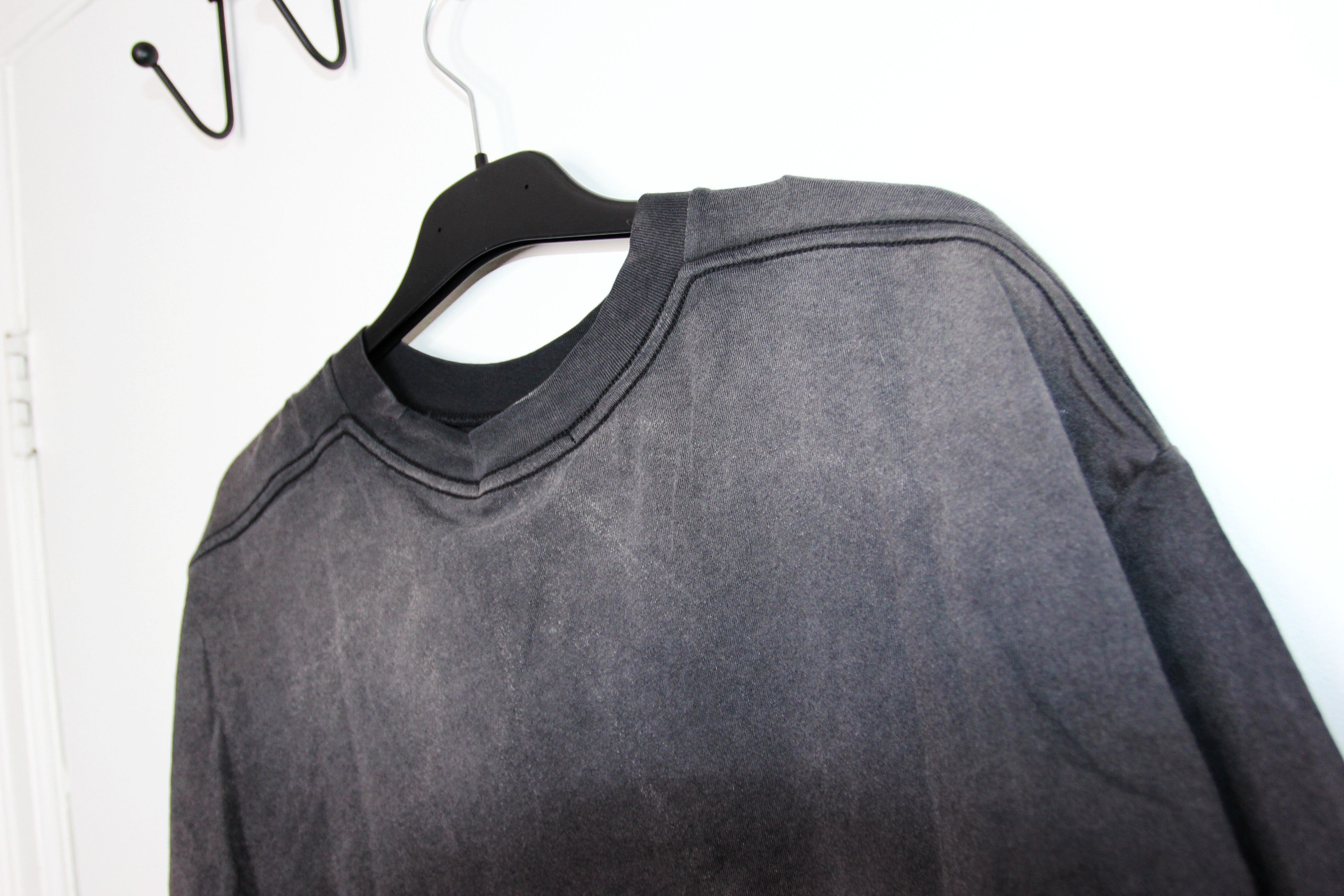 Willy Chavarria BNWT AW25 WILLY CHAVARRIA SAN CHACHI PRODUCE EASY TEE L Size US L / EU 52-54 / 3 - 6 Thumbnail