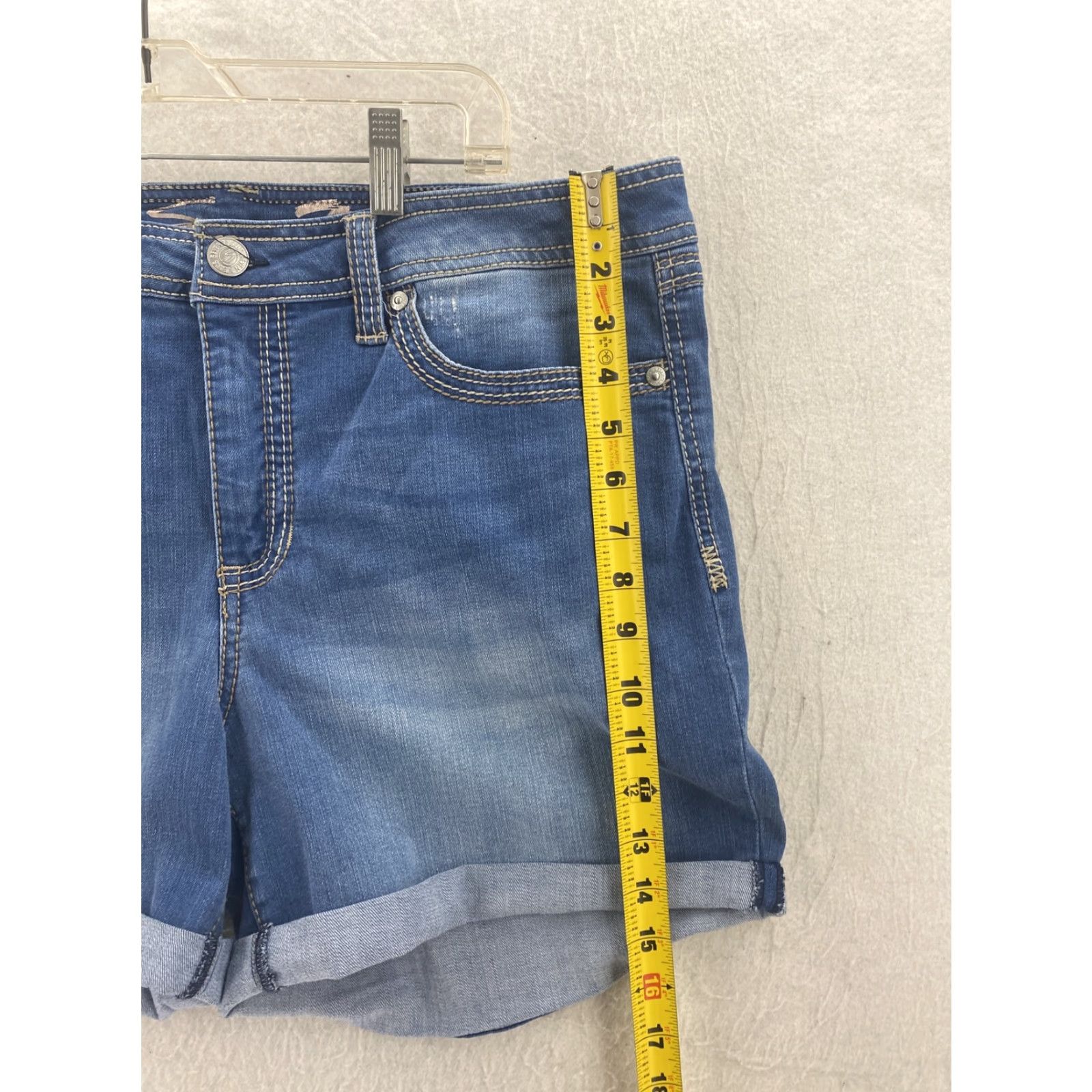 Vintage Seven7 Womens Jeans Shorts 14 Light Blue Cuffed Embellished Pockets 5 Inseam NWT Bohemian Style Size 36" / US 14 / IT 50 - 3 Thumbnail