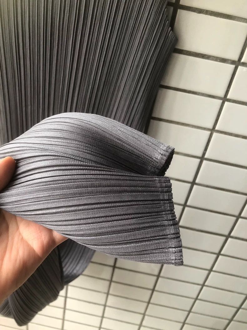 Issey Miyake Issey Miyake size:4 Black pleated dress Size XS / US 0-2 / IT 36-38 - 2 Thumbnail