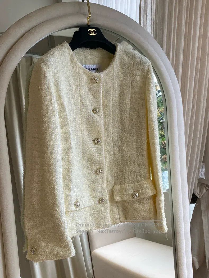 Chanel Chanel 23s yellow group age diamond button jacket Size M / US 6-8 / IT 42-44 - 1 Thumbnail