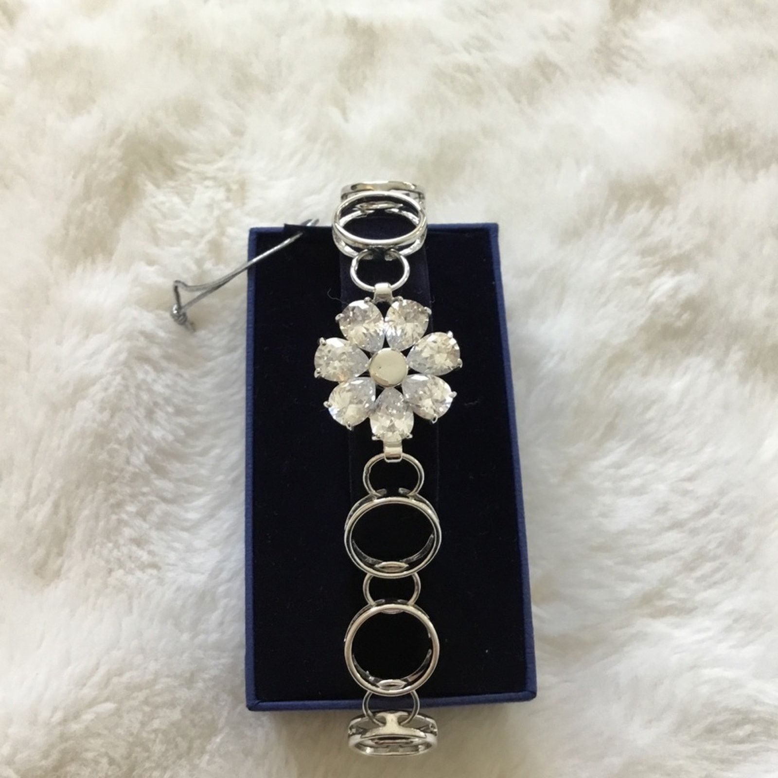 Other Silver Sunflower Crystal Bracelet Size ONE SIZE - 3 Thumbnail
