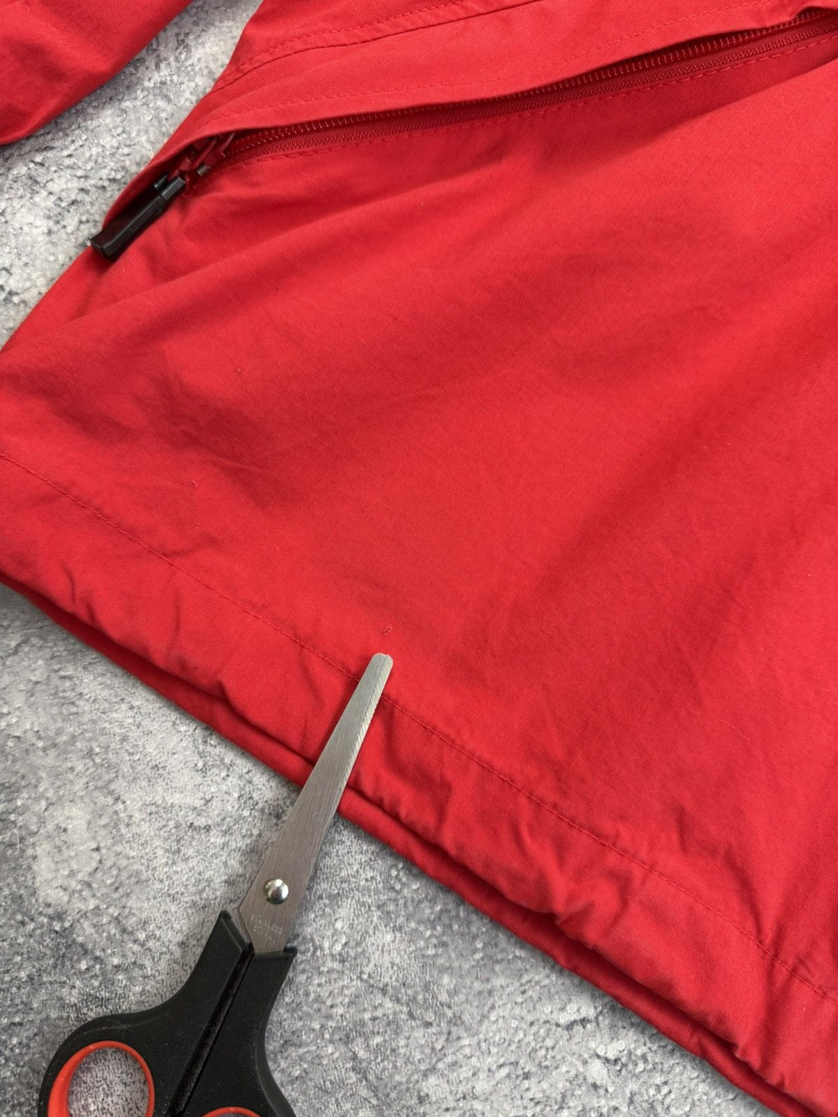 Ferrari Vintage Ferrari Racing Y2K Jacket F1 Red Size M Size US M / EU 48-50 / 2 - 24 Thumbnail
