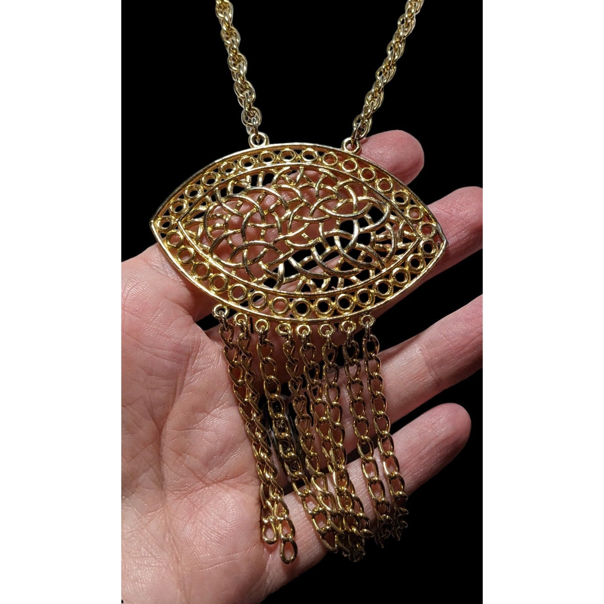 Other Gold Fringe Open Floral Medallion Necklace Size ONE SIZE - 9 Thumbnail