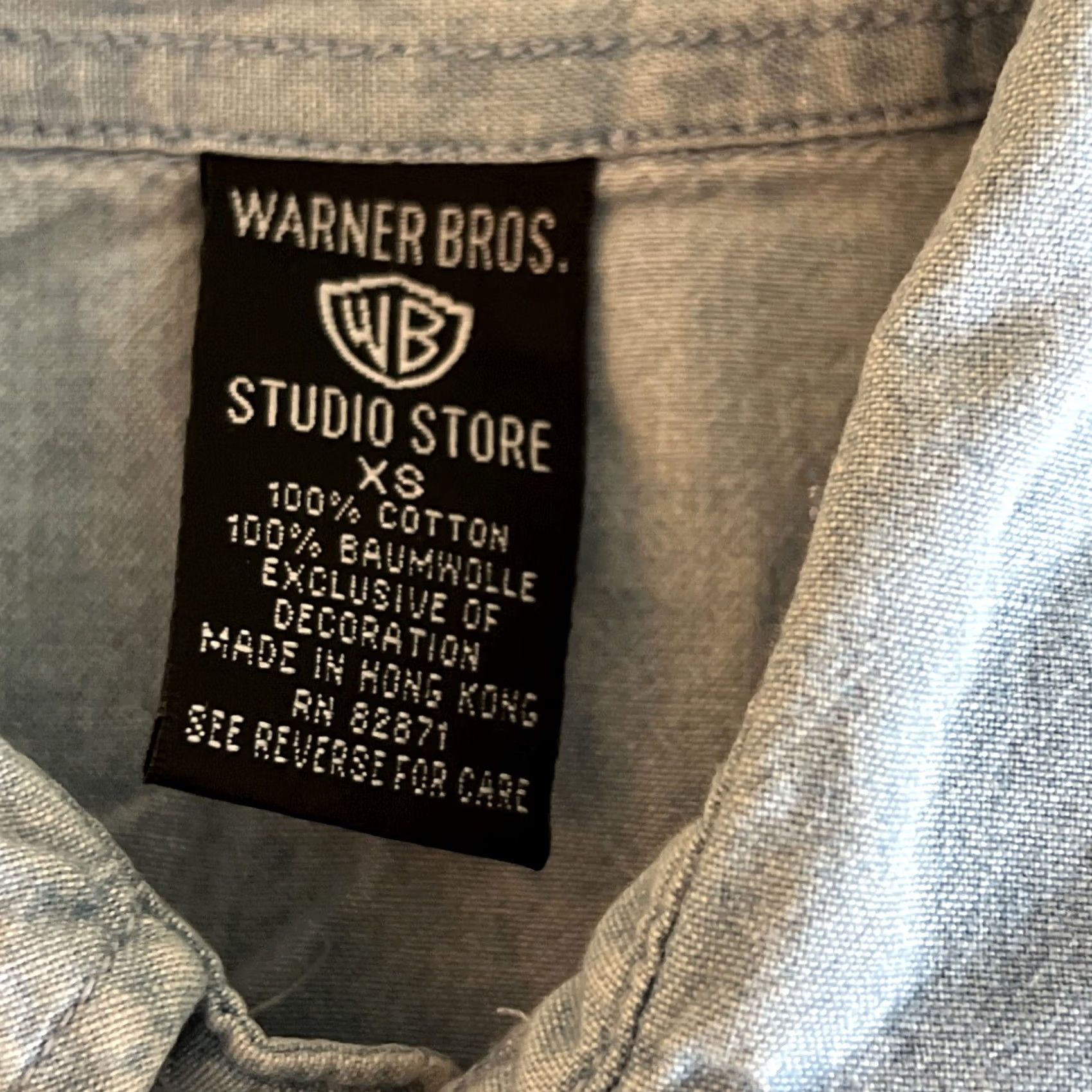 Vintage VINTAGE Warner Bros Denim Shirt Mens XS Button-Up Long Sleeve Cartoon Embroidered Blue Button-Up Shirt Size US XS / EU 42 / 0 - 7 Thumbnail