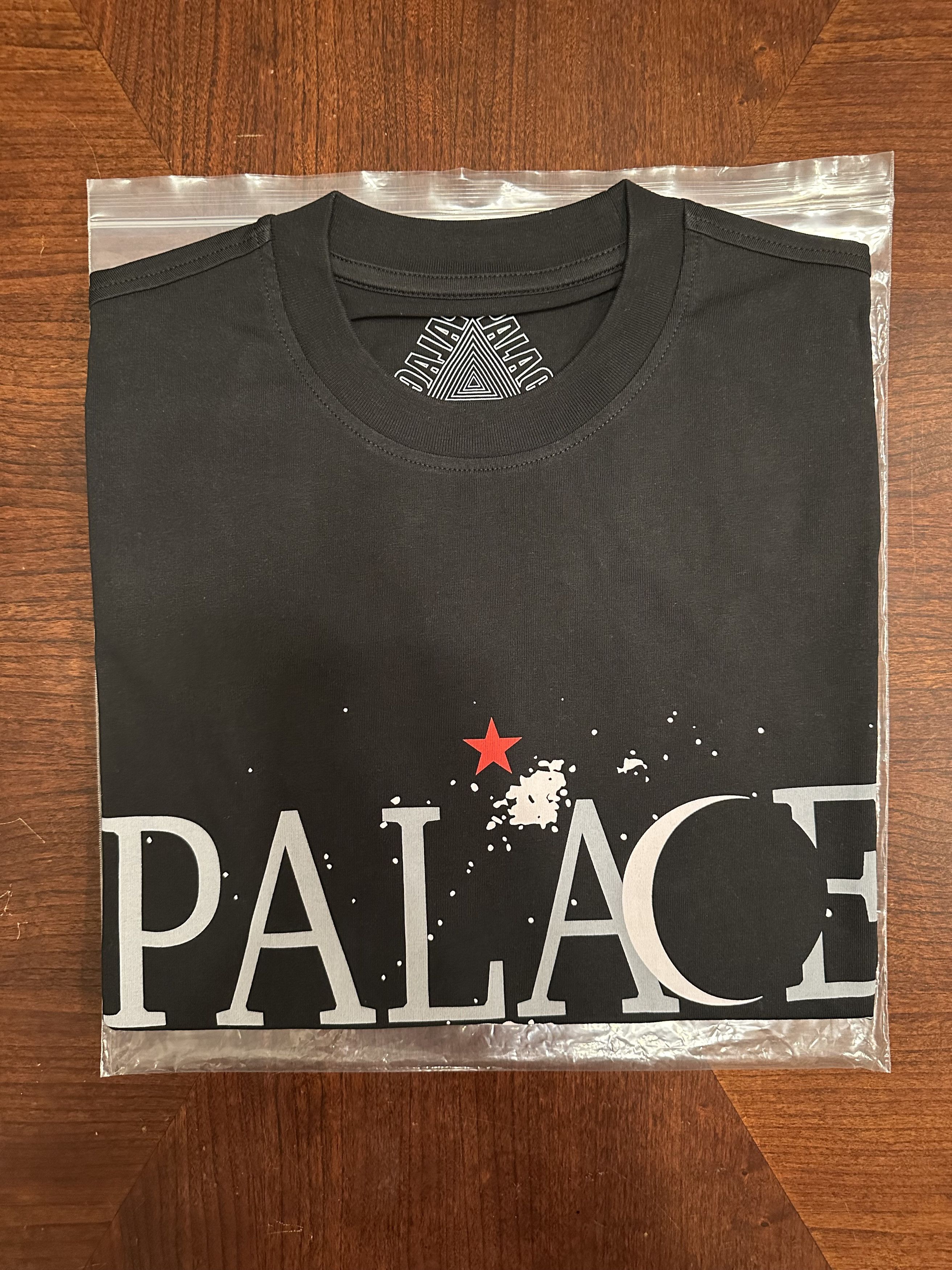 Palace Outer Space T-Shirt Size US M / EU 48-50 / 2 - 4 Thumbnail