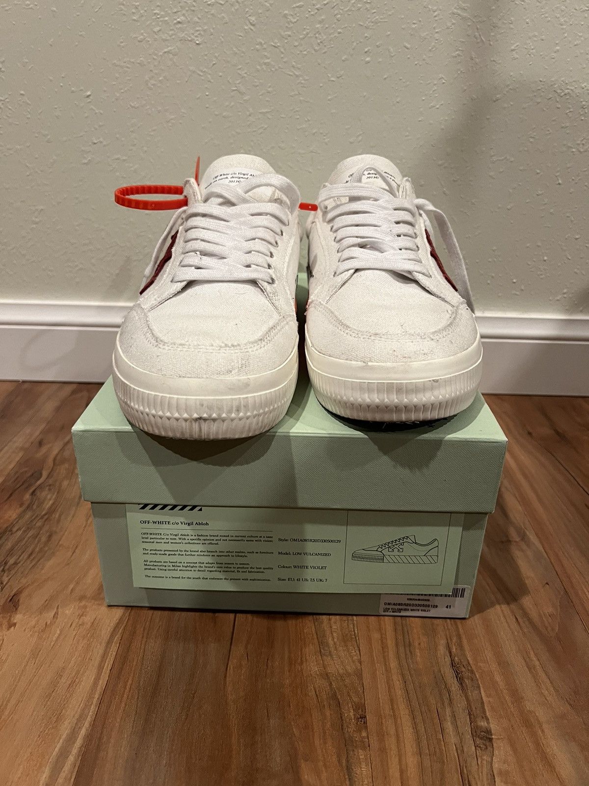 Off-White Vulcanized Arrows