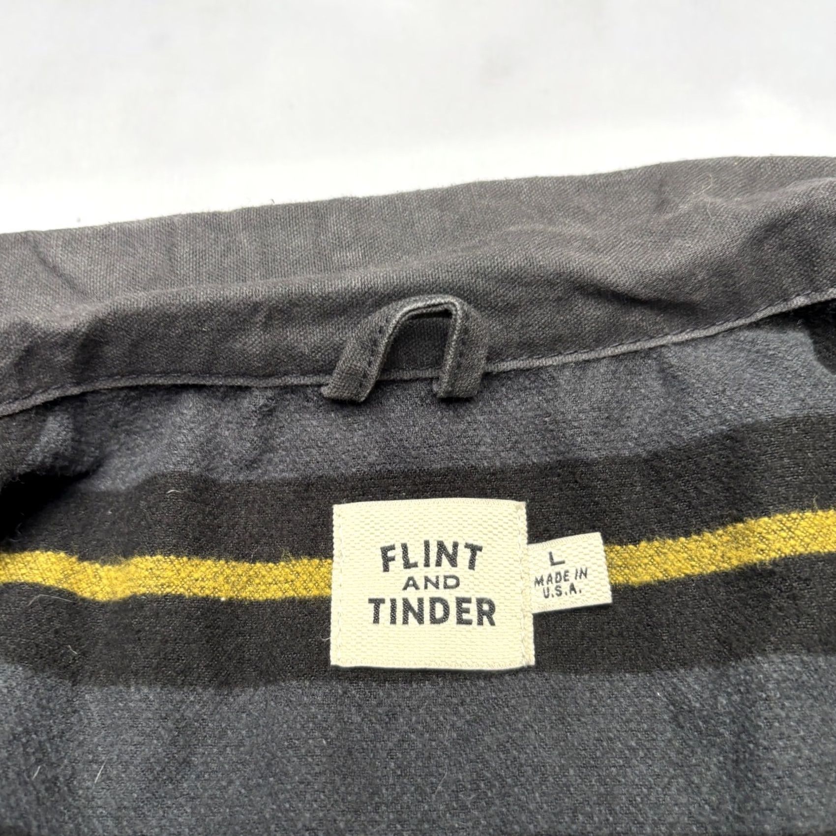 Flint And Tinder Flint and Tinder Waxed Trucker Jacket Flannel Lined Gorpcore Men's Large Size US L / EU 52-54 / 3 - 5 Thumbnail