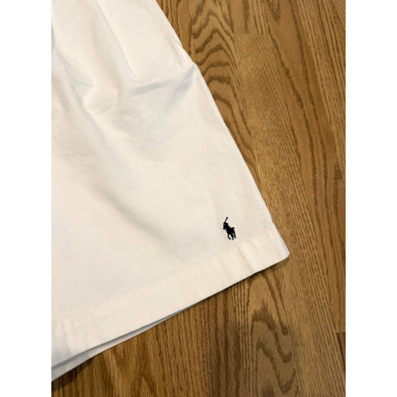 Polo Ralph Lauren VINTAGE Ralph Lauren Shorts Women’s 6 Chino High Rise Pleated Baggy White 90s USA Classic Preppy Cotton Polo Ralph Lauren Womens Size 28" / US 6 / IT 42 - 4 Thumbnail